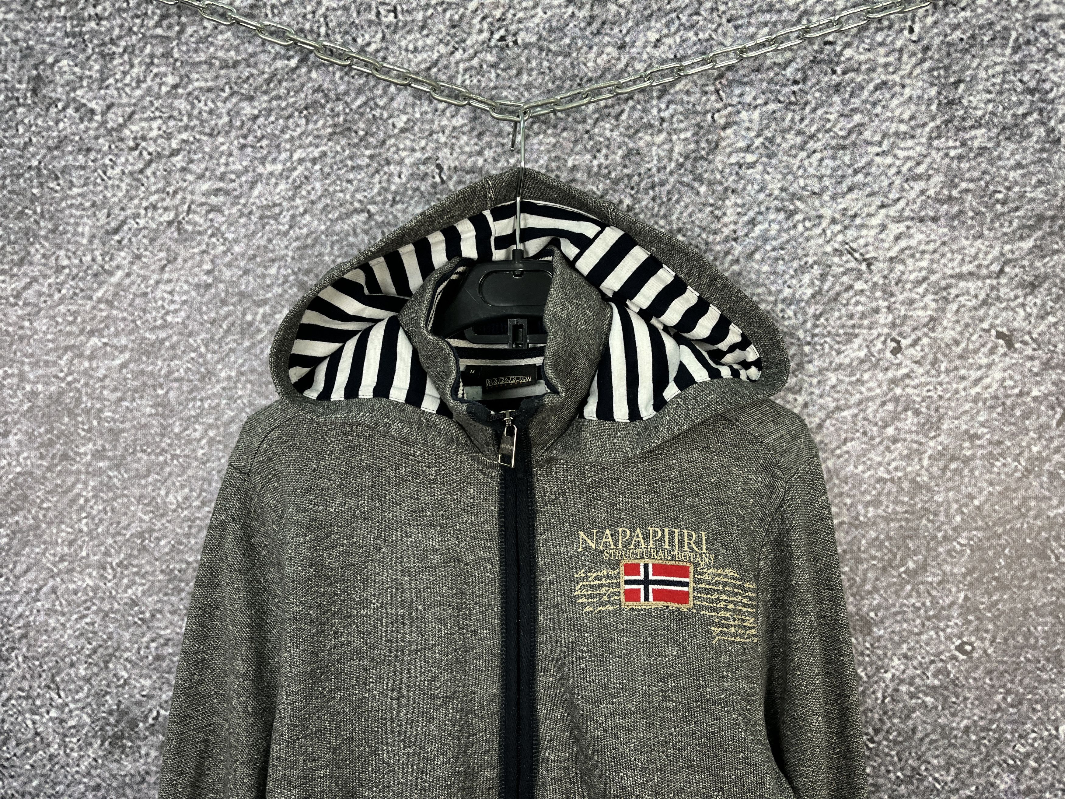 Napapijri Men’s Napapijri Full Zip Hoodie Outdoor Trekking Size M Size US M / EU 48-50 / 2 - 3 Thumbnail