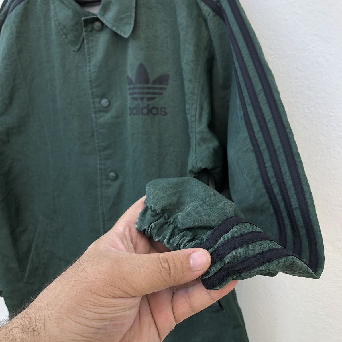 Adidas VINTAGE ADIDAS BIG LOGO LIGHT JACKET RARE COLOUR Size US S / EU 44-46 / 1 - 6 Thumbnail