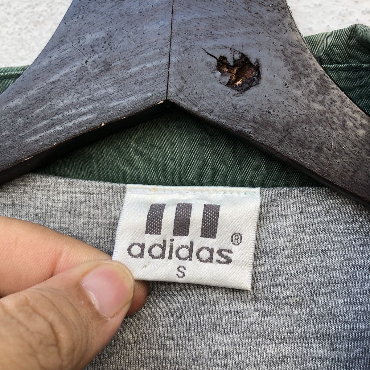 Adidas VINTAGE ADIDAS BIG LOGO LIGHT JACKET RARE COLOUR Size US S / EU 44-46 / 1 - 12 Thumbnail
