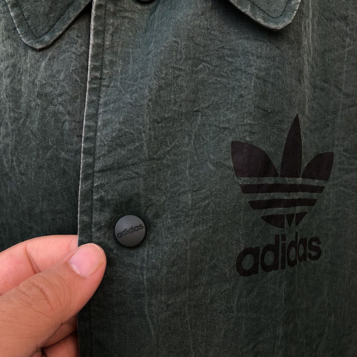 Adidas VINTAGE ADIDAS BIG LOGO LIGHT JACKET RARE COLOUR Size US S / EU 44-46 / 1 - 8 Thumbnail