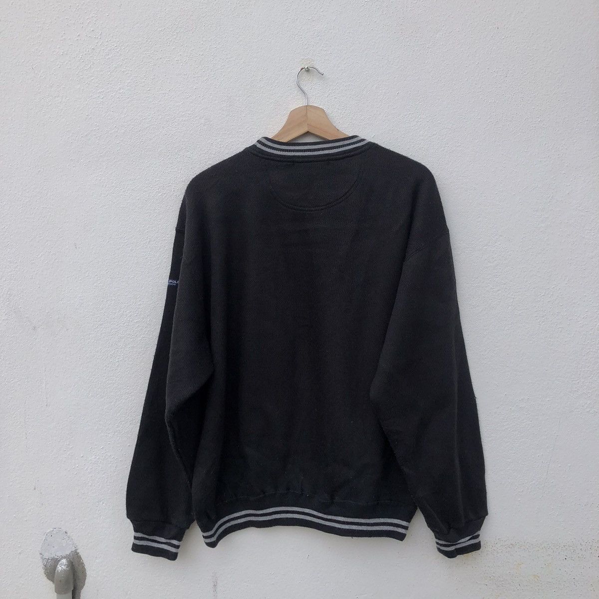 Japanese Brand VINTAGE US POLO ASSOCIATION EMBROIDERED BIG LOGO SWEATSHIRT Size US M / EU 48-50 / 2 - 7 Thumbnail