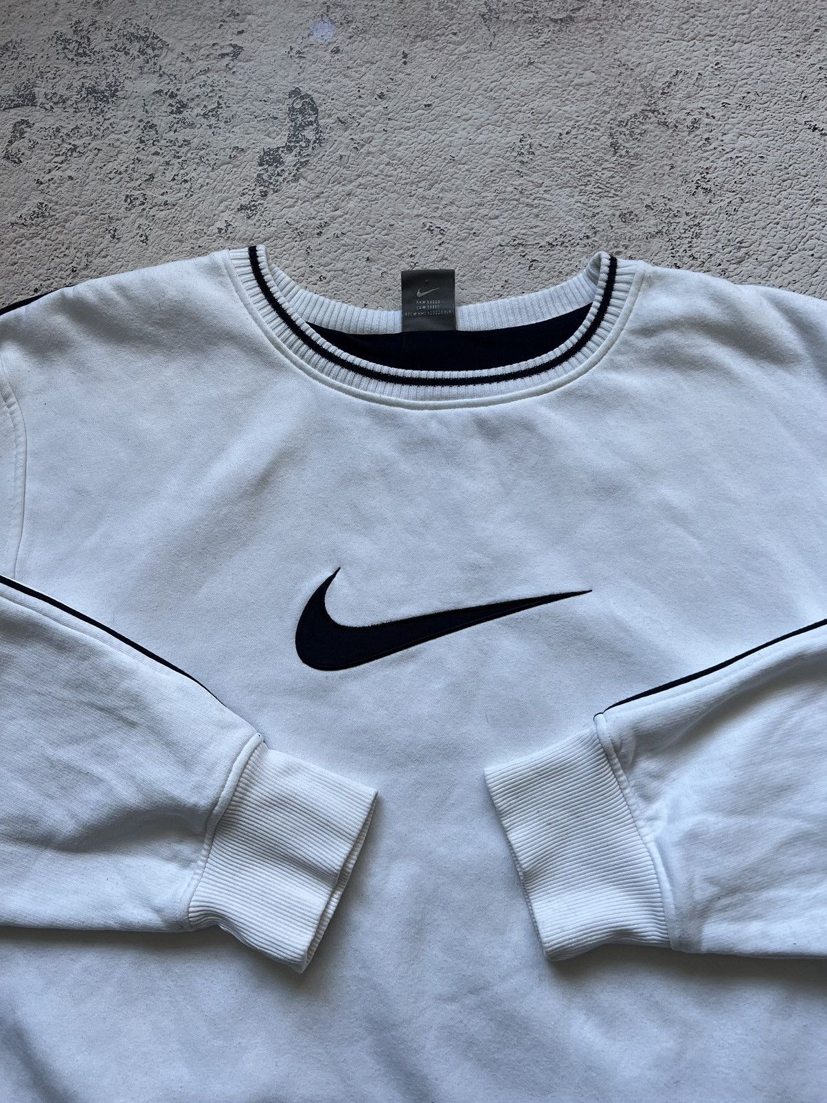 Nike × Vintage Vintage 90’s Nike Big Embroidered Swoosh Sweatshirt Size US XXL / EU 58 / 5 - 2 Thumbnail