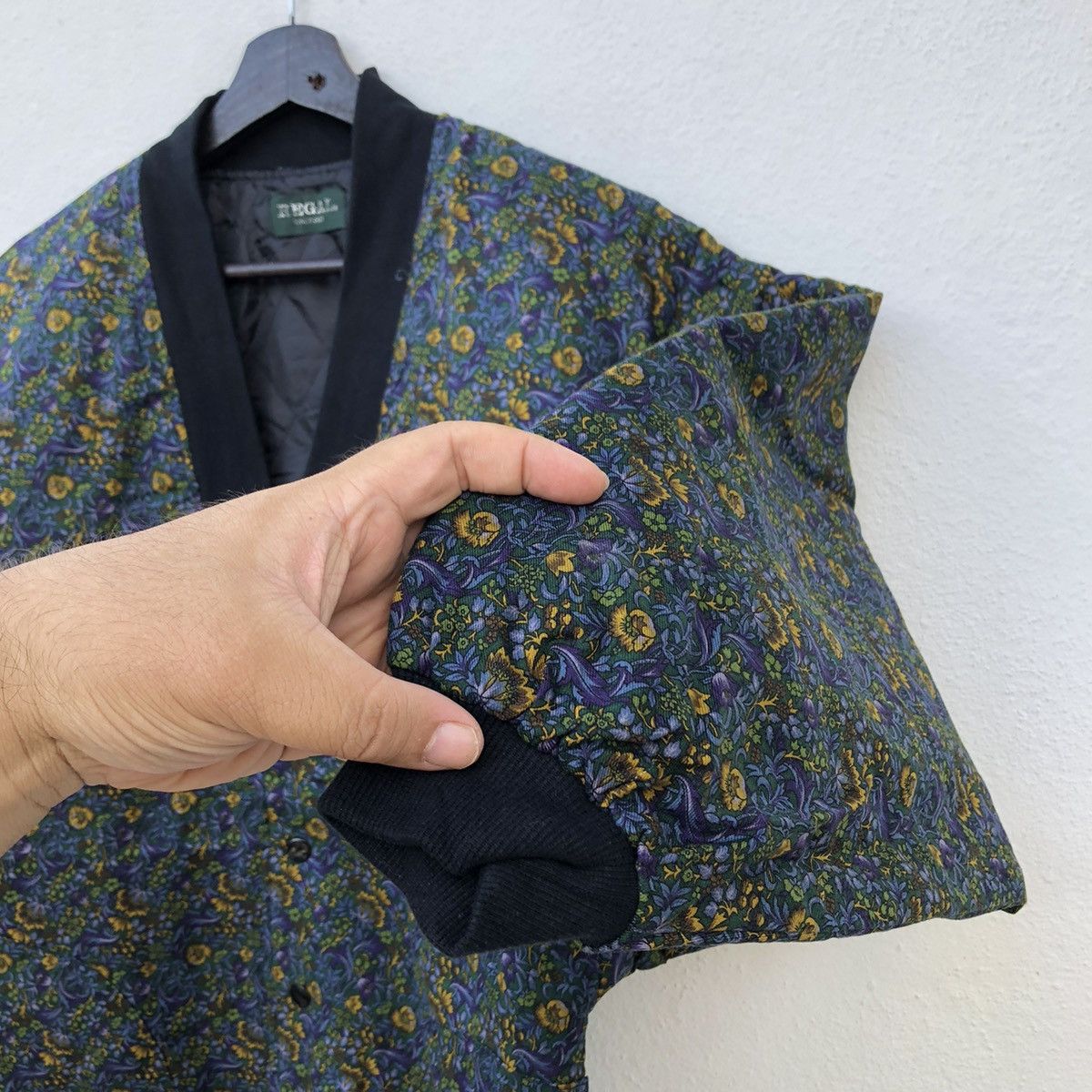 Japanese Brand VINTAGE REGAL JAPAN FLORAL FLOWER FULL PRINT JACKET Size US M / EU 48-50 / 2 - 7 Thumbnail