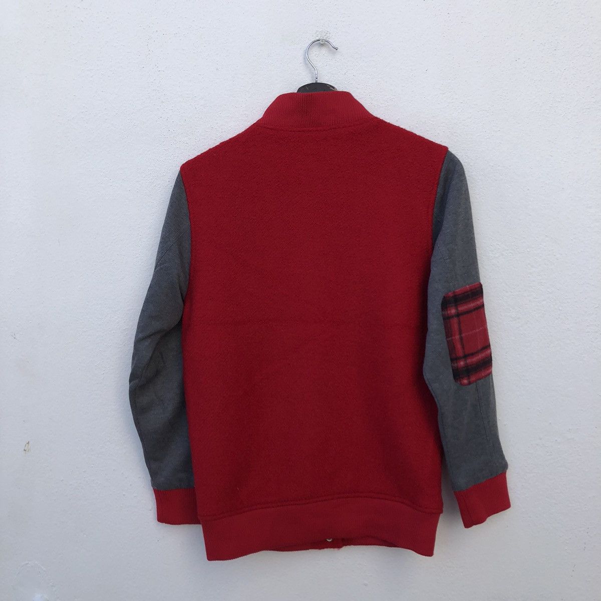 Japanese Brand VINTAGE VARSITY JACKET INNER PRESS BIG LOGO Size US S / EU 44-46 / 1 - 7 Thumbnail