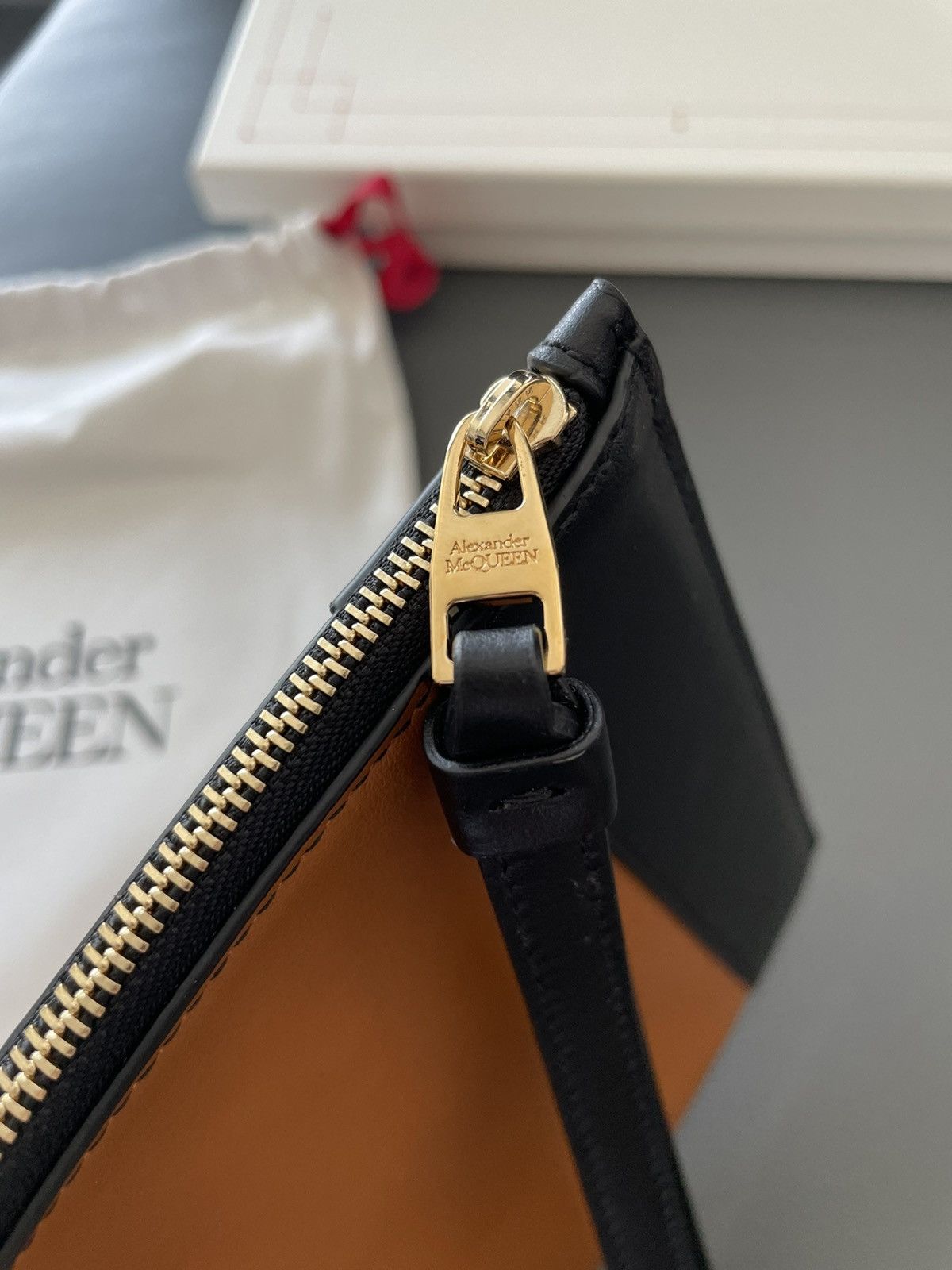 Alexander McQueen × MCQ Brand NEW Signature Luxury Leather Logo Pouch Limited Size ONE SIZE - 8 Thumbnail