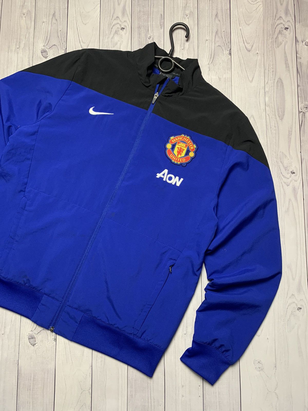 Nike × Vintage Vintage Nike Manchester United track jacket size L blue rare Size US L / EU 52-54 / 3 - 2 Thumbnail