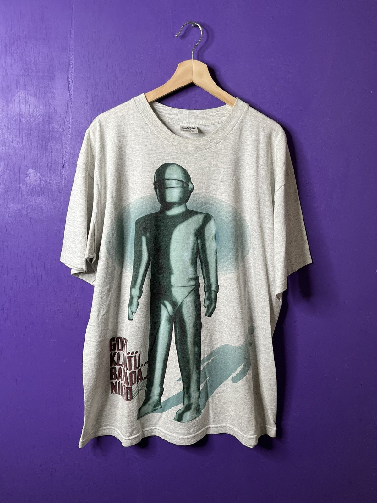 90s The Day the Earth Stood Still Tシャツ Vintage 90s the day the earth stood still movie t-shirt