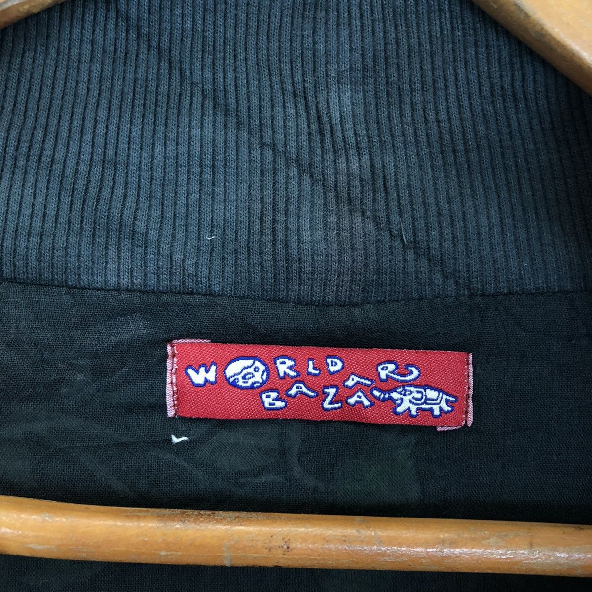 Japanese Brand VINTAGE WORLD BAZAAR LIGHT JACKET MIX COLOUR RARE Size US M / EU 48-50 / 2 - 12 Thumbnail