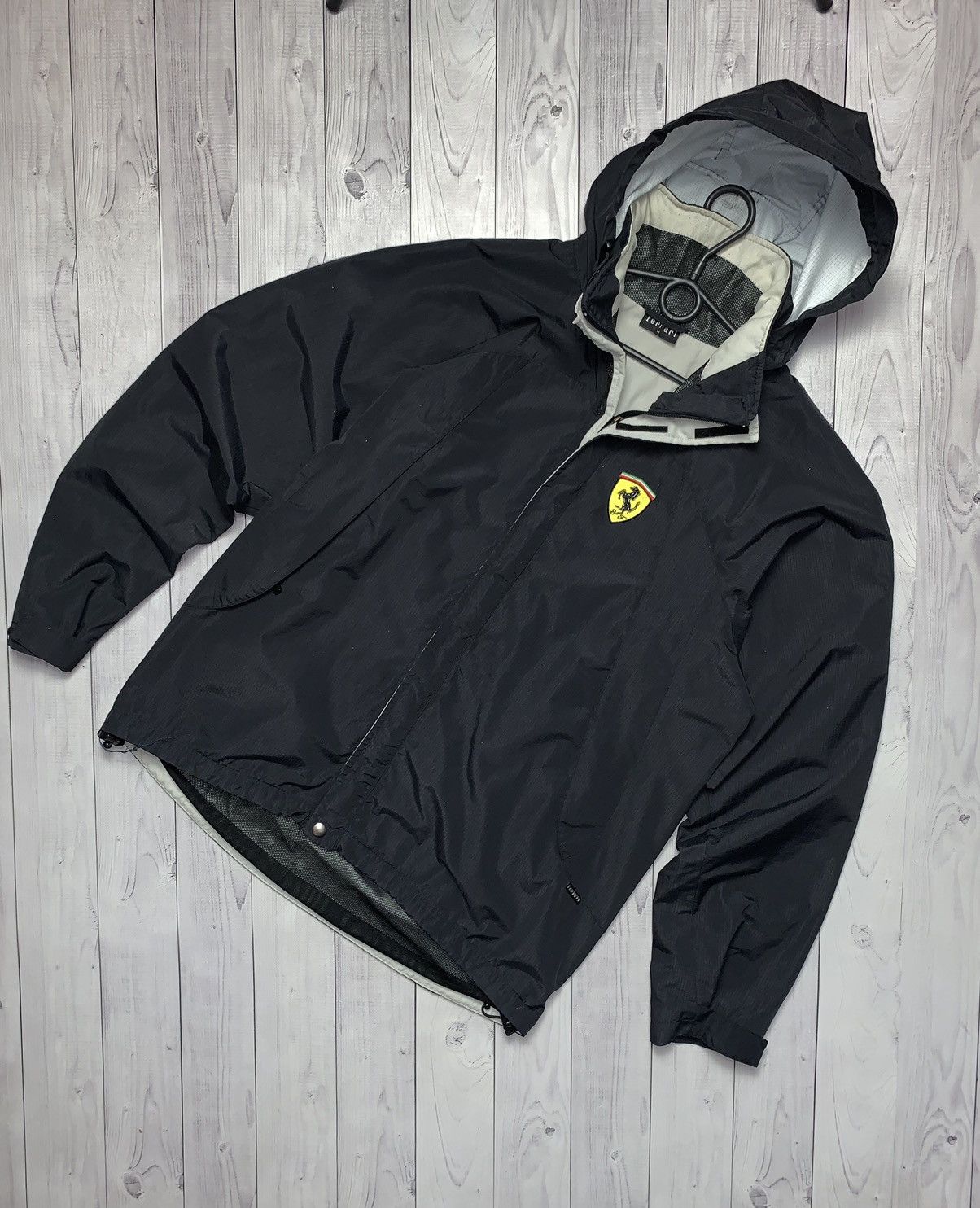 Vintage Vintage Ferrari racing jacket size M logo Size US M / EU 48-50 / 2 - 1 Thumbnail