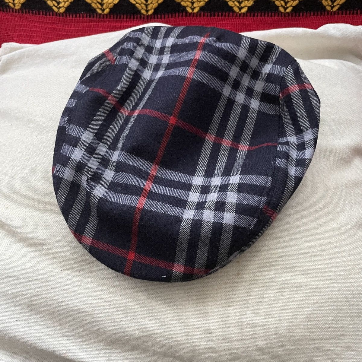 Burberry × Vintage Burberry Beretta Vintage Size ONE SIZE - 1 Thumbnail