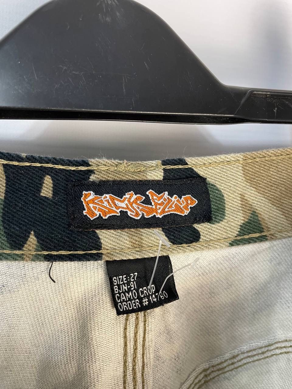 Japanese Brand × Vintage Vintage SK8 Kick Flip Camo Rap Baggy Shorts Size US 27 - 5 Thumbnail