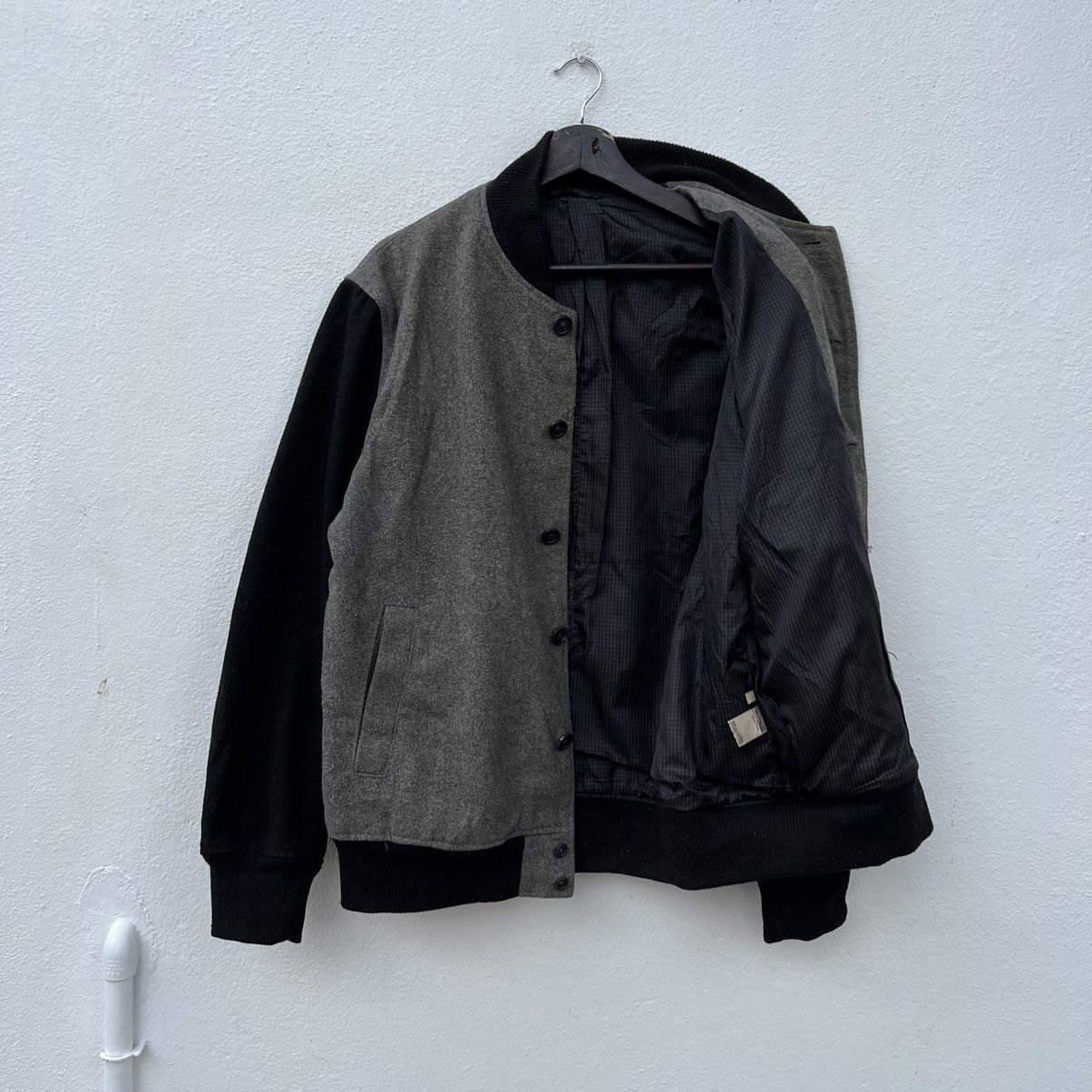 Japanese Brand VINTAGE VARSITY JACKET GU JAPAN NICE DESIGN Size US L / EU 52-54 / 3 - 9 Thumbnail