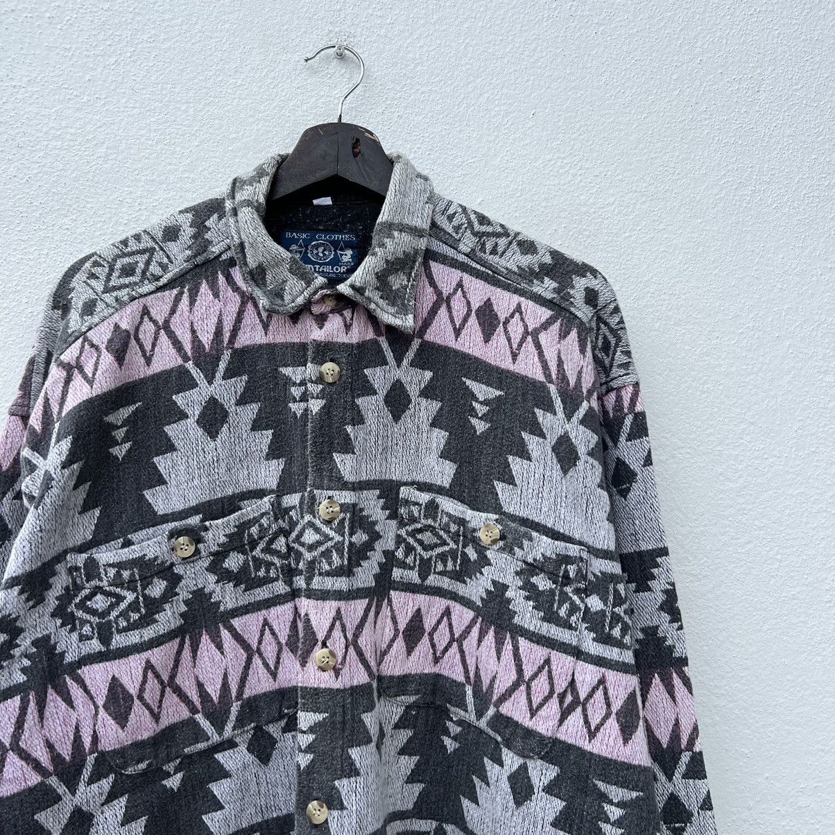 Japanese Brand RARE FULL PRINT NAVAJO BASIC CLOTHES TOMTAILOR Size US XL / EU 56 / 4 - 5 Thumbnail