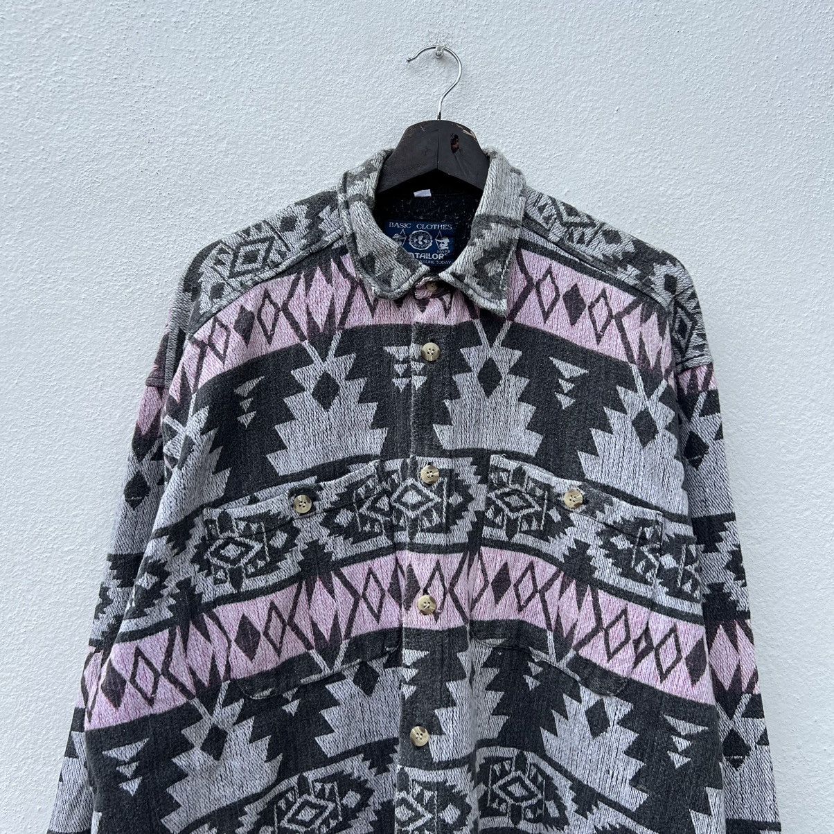 Japanese Brand RARE FULL PRINT NAVAJO BASIC CLOTHES TOMTAILOR Size US XL / EU 56 / 4 - 3 Thumbnail