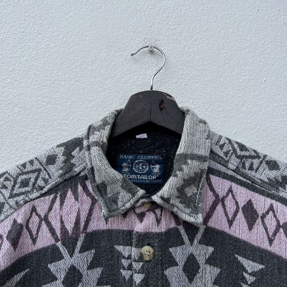 Japanese Brand RARE FULL PRINT NAVAJO BASIC CLOTHES TOMTAILOR Size US XL / EU 56 / 4 - 6 Thumbnail