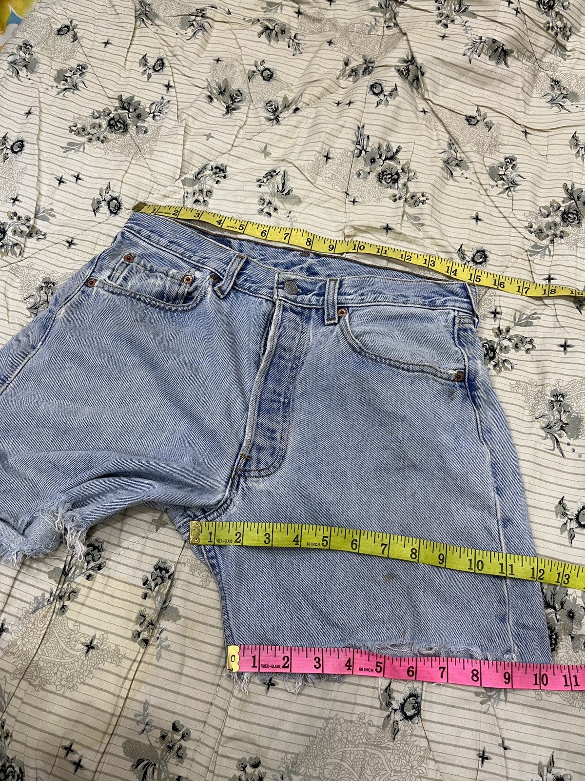 Levi's (Dddd). VINTAGE LEVIS 501 DENIM SHORTS Size US 30 / EU 46 - 17 Thumbnail