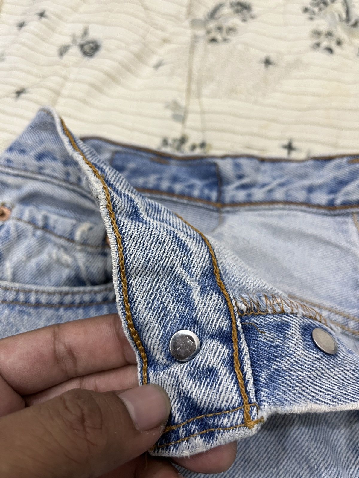 Levi's (Dddd). VINTAGE LEVIS 501 DENIM SHORTS Size US 30 / EU 46 - 9 Thumbnail