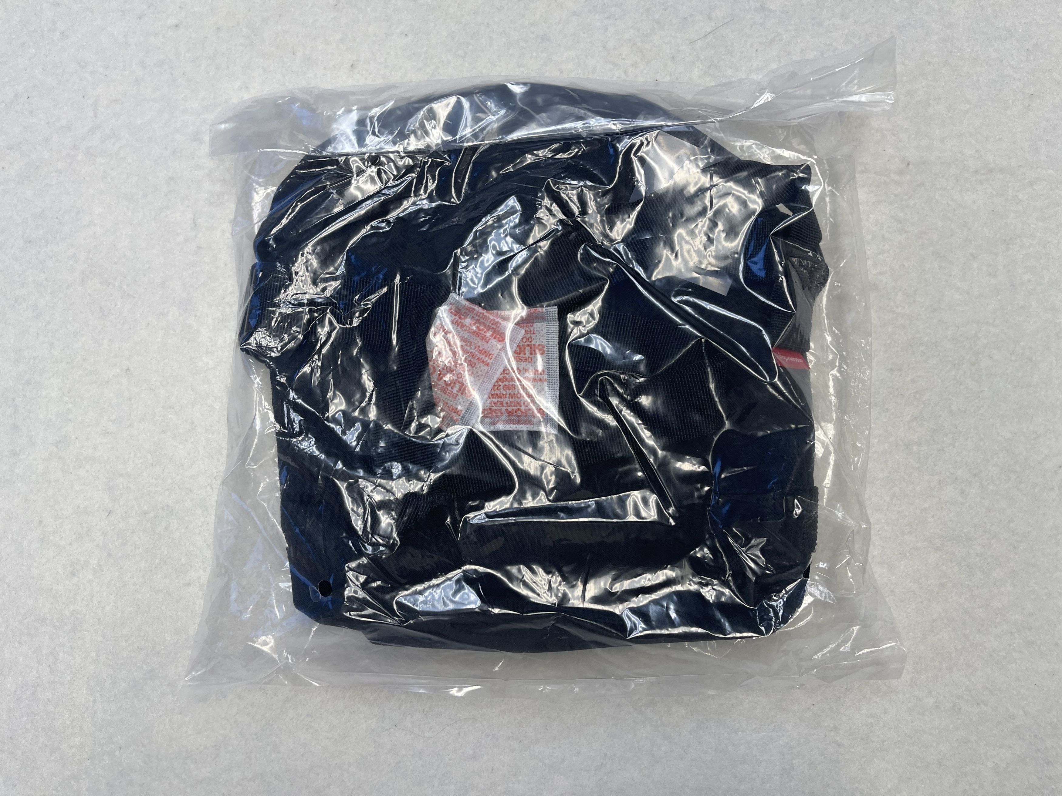 Supreme 🔥Supreme Field Side Bag Color Black * Ship Today* Size ONE SIZE - 5 Thumbnail
