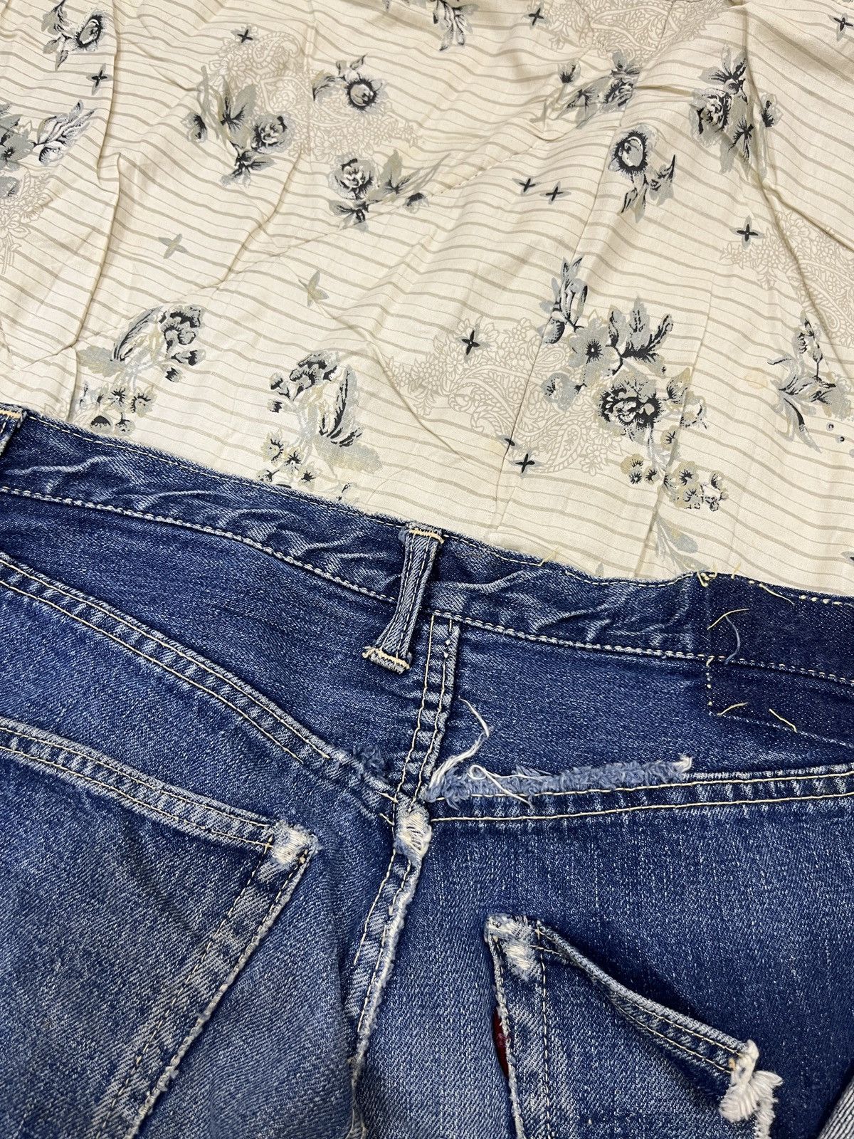 Levi's (Dddd)VINTAGE 1960's Levis Big E Hidden Rivet Selvedge DENIM Size US 29 - 15 Thumbnail