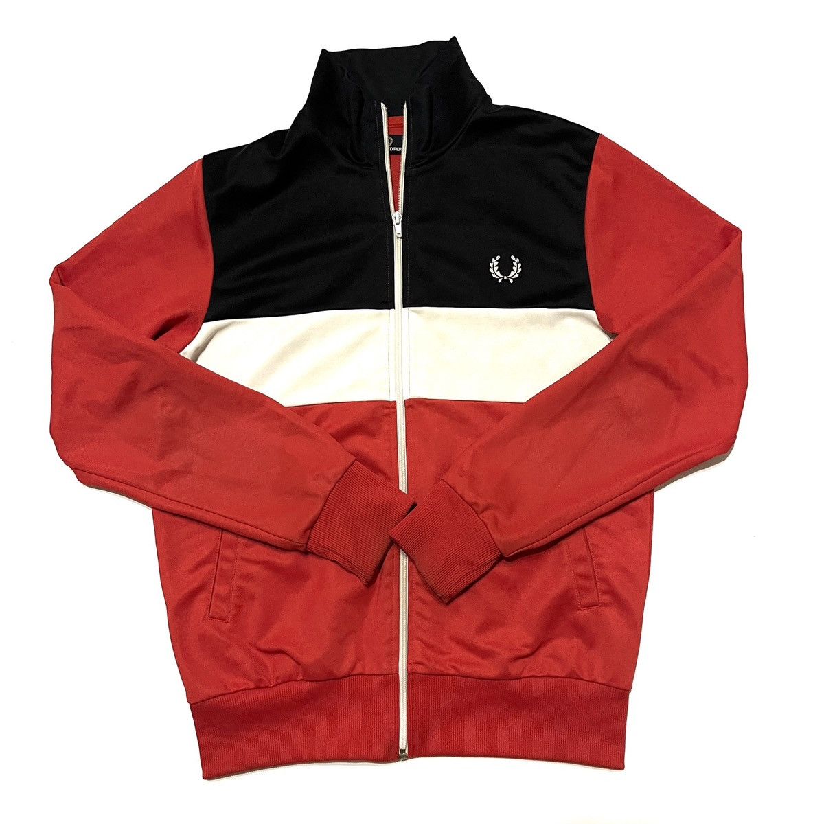 Fred Perry red sweatshirt full zip sportswear y2k