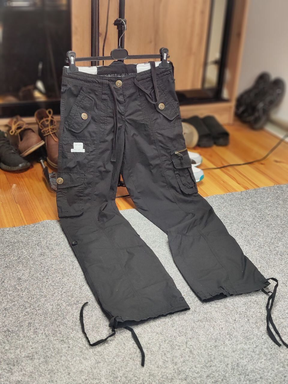 Japanese Brand Vintage 90's Japanese Bondage Zip Bootcut Black Cargo Pants Size 28" / US 6 / IT 42 - 20 Thumbnail