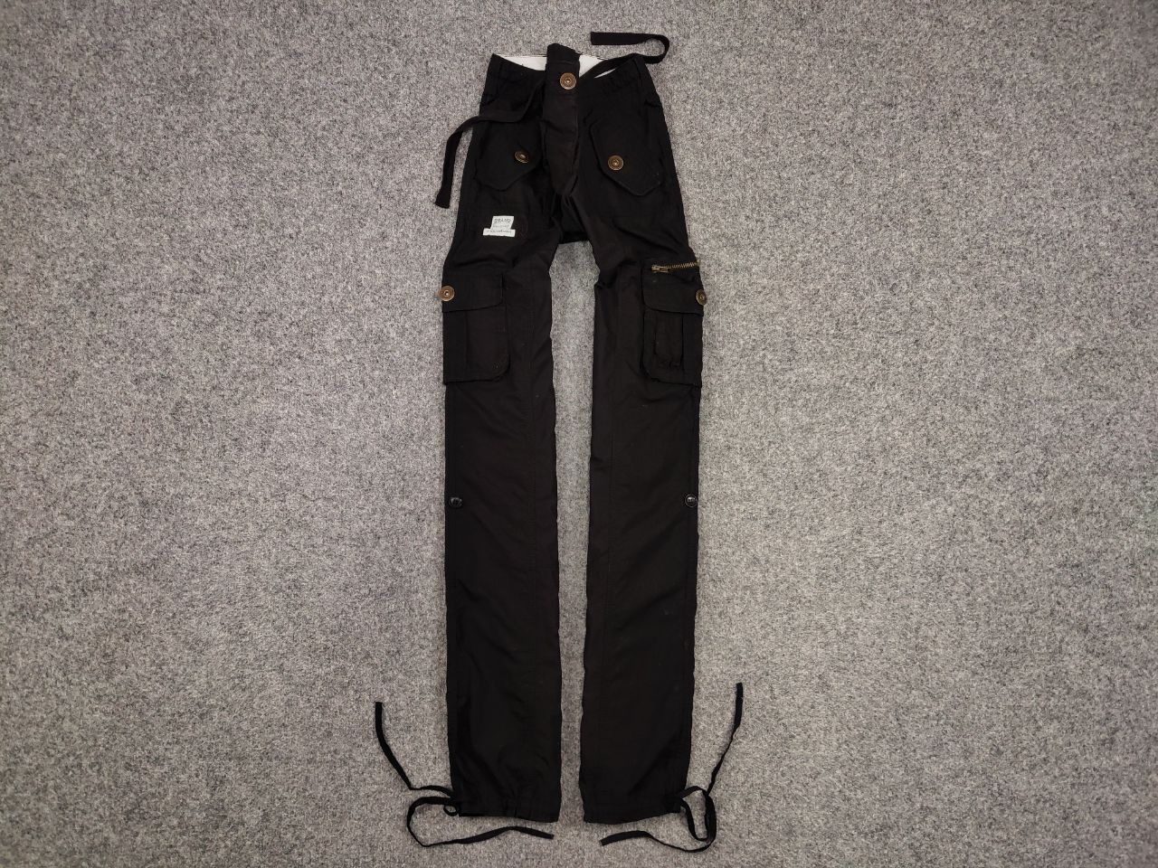 Japanese Brand Vintage 90's Japanese Bondage Zip Bootcut Black Cargo Pants Size 28" / US 6 / IT 42 - 1 Thumbnail