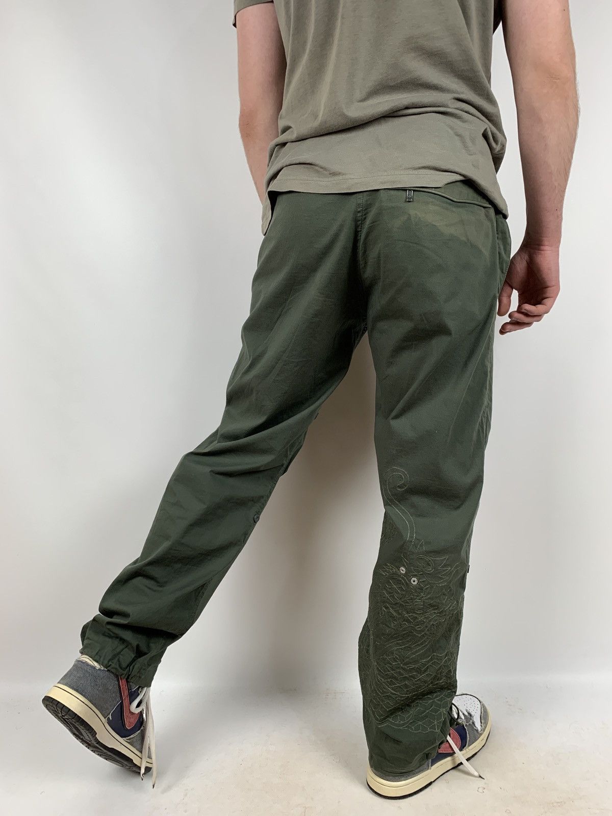 Japanese Brand Maharishi Embroidered Dragon Transformer Cargo Shopats Pants Size US 29 - 3 Thumbnail