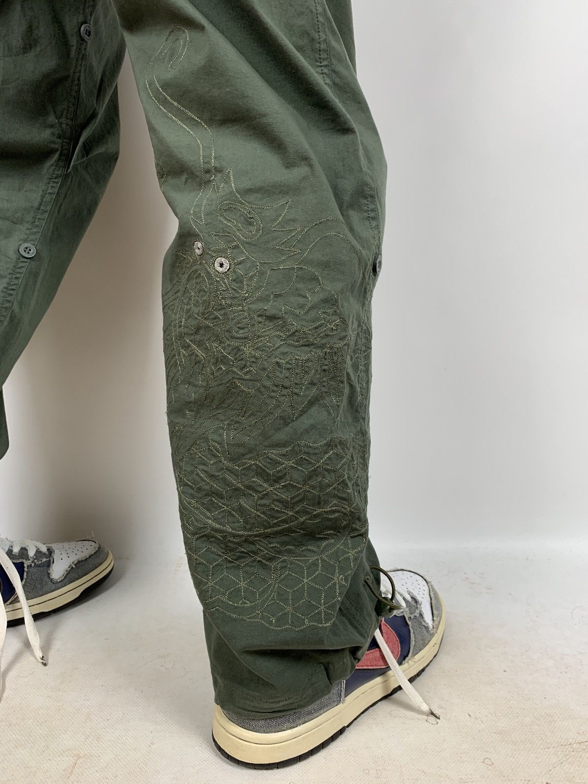 Japanese Brand Maharishi Embroidered Dragon Transformer Cargo Shopats Pants Size US 29 - 2 Thumbnail