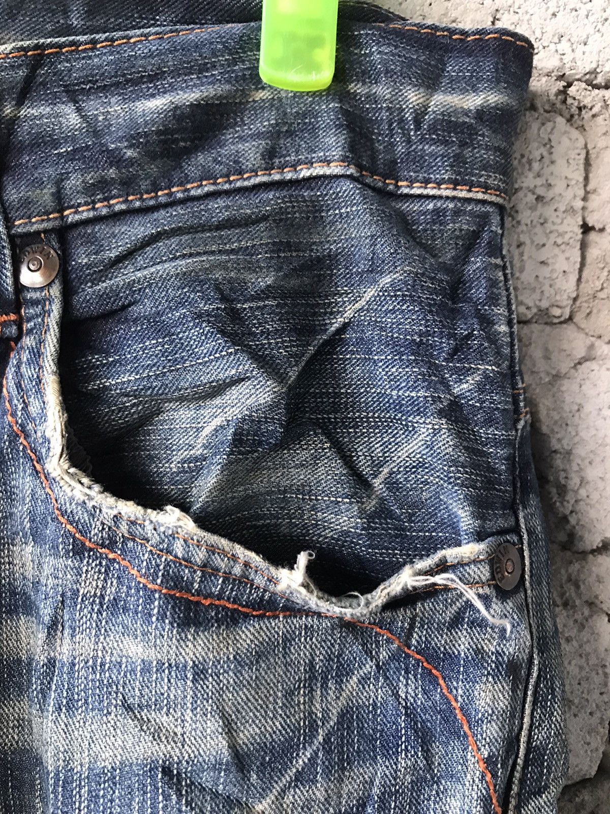 Edwin × Vintage Vintage Edwin Distressed Denim Size 33x41 Size US 33 - 7 Thumbnail