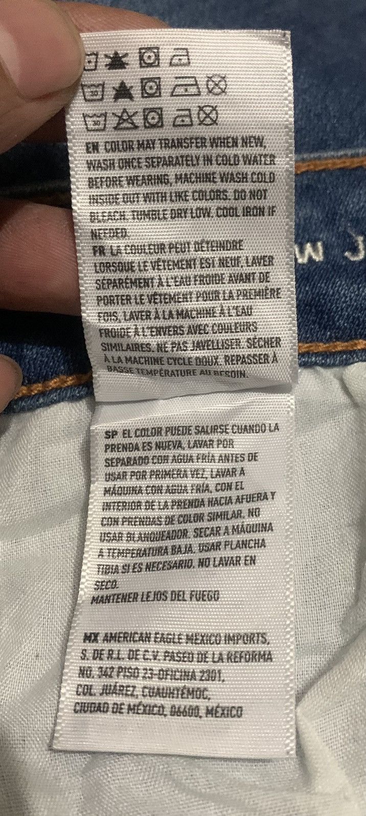 American Eagle Outfitters American Eagle Faded Blue Jeans Distressed Style Size US 33 - 6 Thumbnail