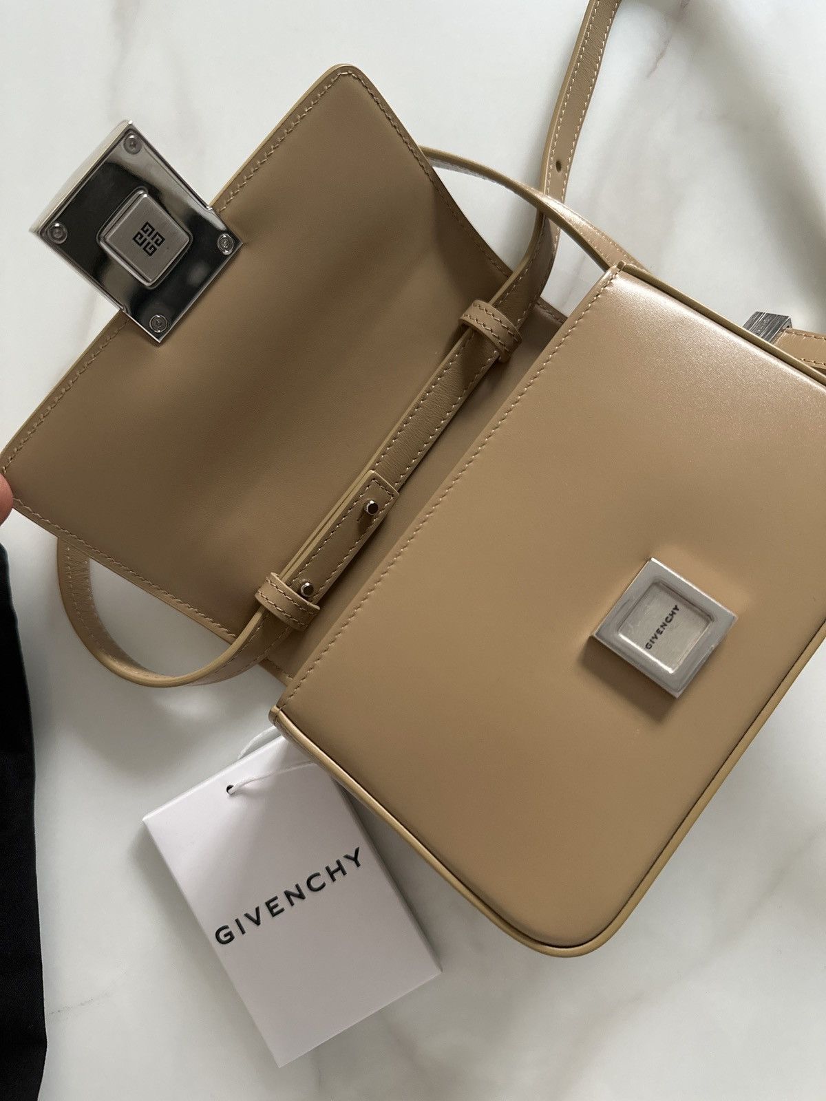 Givenchy GIVENCHY Beige Leather Small 4G Bag Size ONE SIZE - 4 Thumbnail