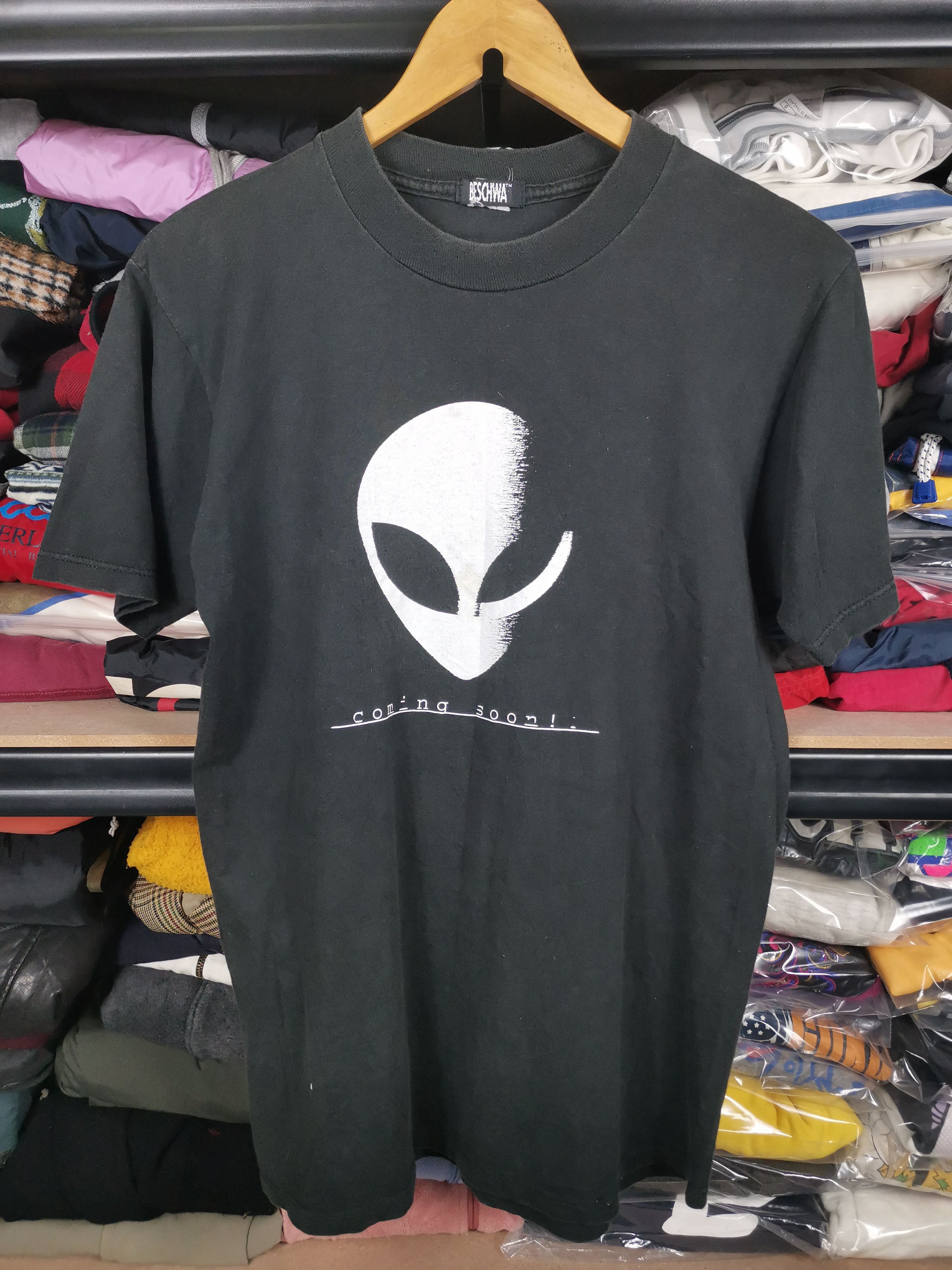 image of 90's Alien Workshop Beschwa Tshirt in Black, Men's (Size Medium)