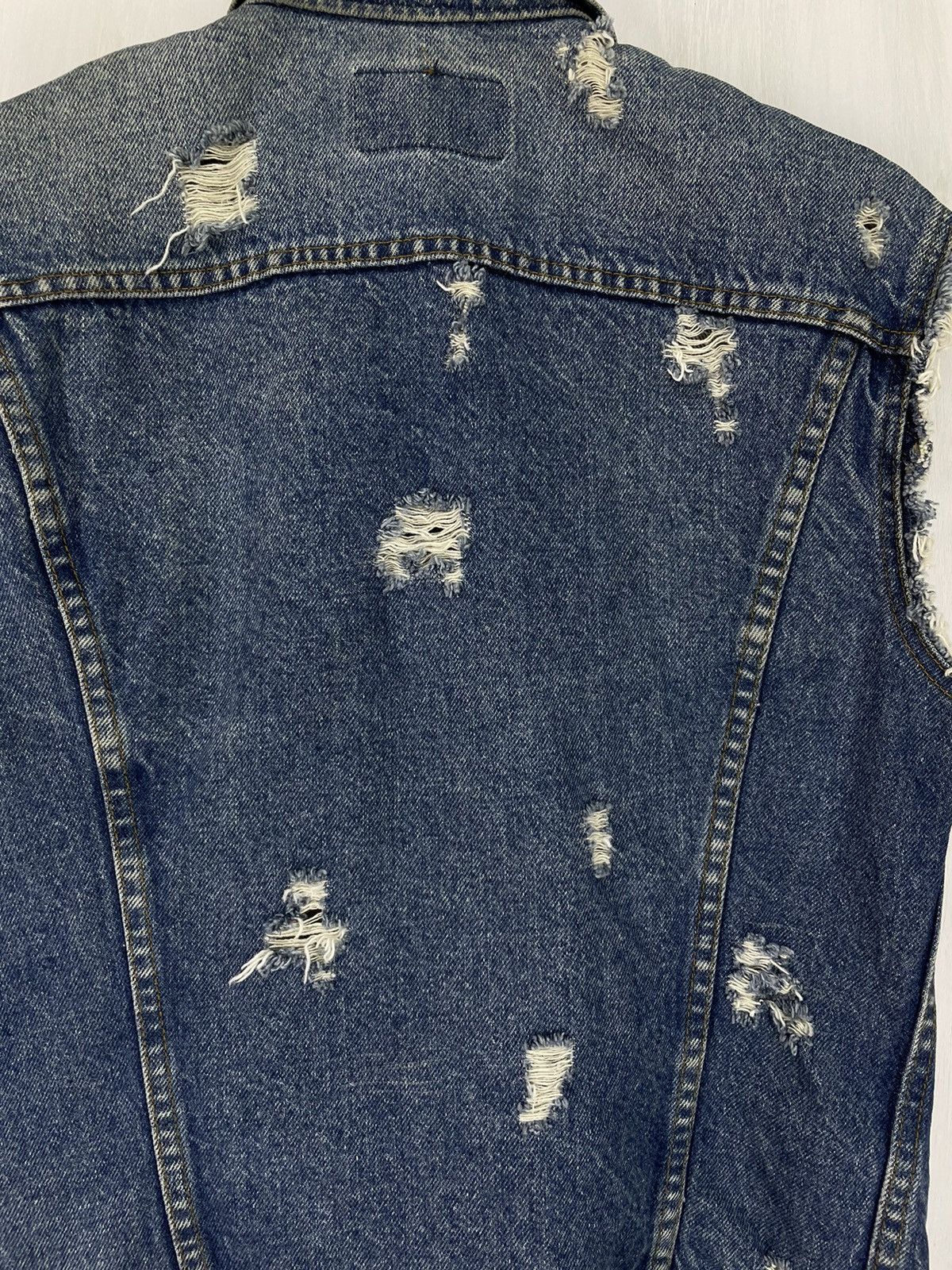 Levi's Vtg Levi’s Tracker sleeveless biker punk distress jacket Size US S / EU 44-46 / 1 - 5 Thumbnail