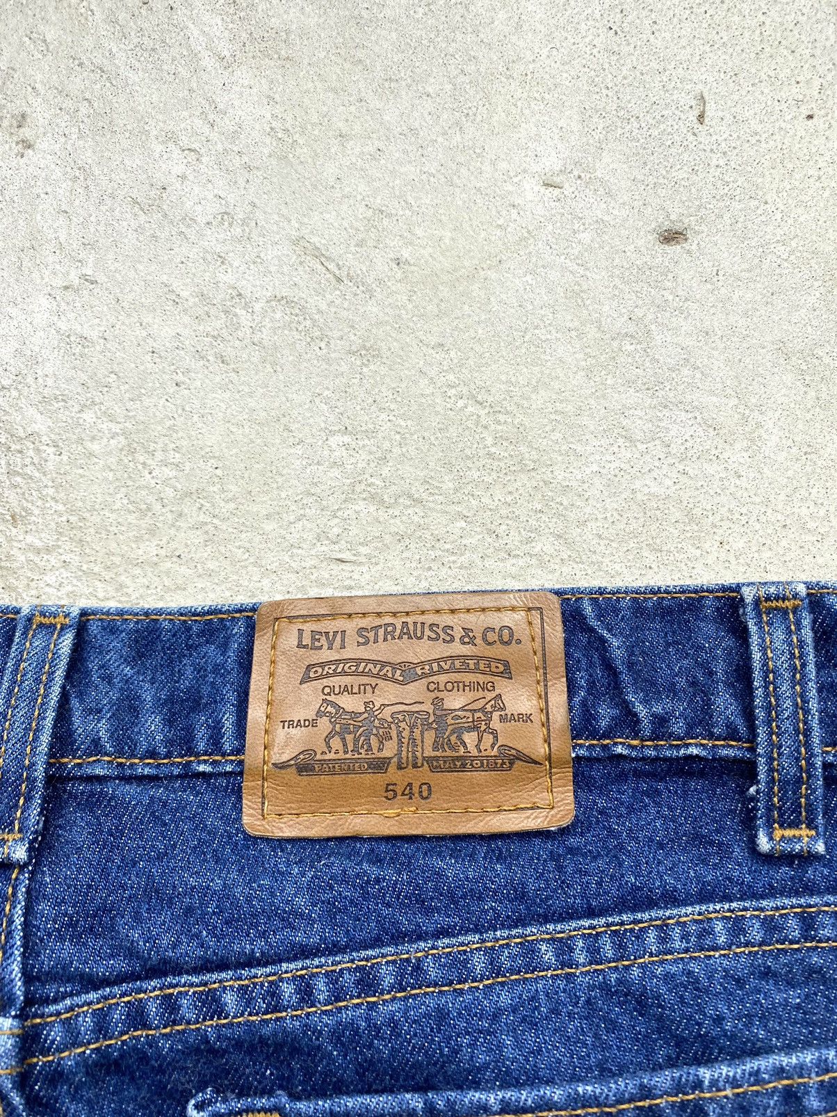 Levi's Vintage Clothing 90’s Vintage Levi’s 540 Denim Pants Navy Y2K Hype Size US 34 / EU 50 - 16 Thumbnail