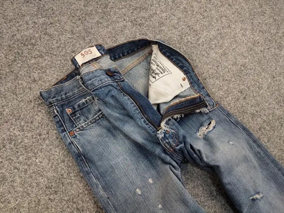 Levi's Vintage 90s Levis 505 Limited Edition Distressed Denim Jeans Size US 34 / EU 50 - 8 Thumbnail