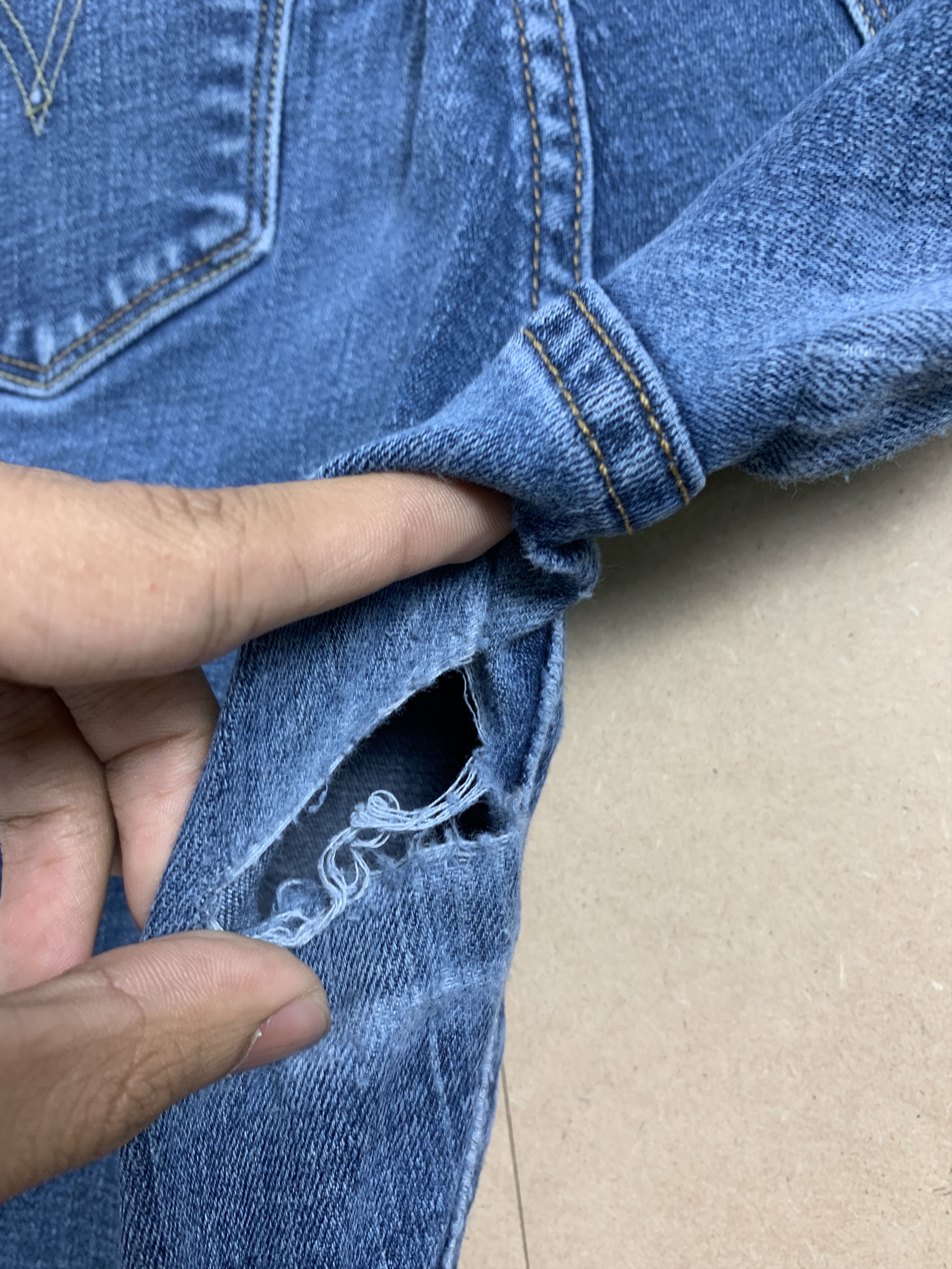 Levi's × Vintage Vintage Levis Women Flared Distressed Boot Cut Jeans P0296 Size 26" / US 2 / IT 38 - 13 Thumbnail
