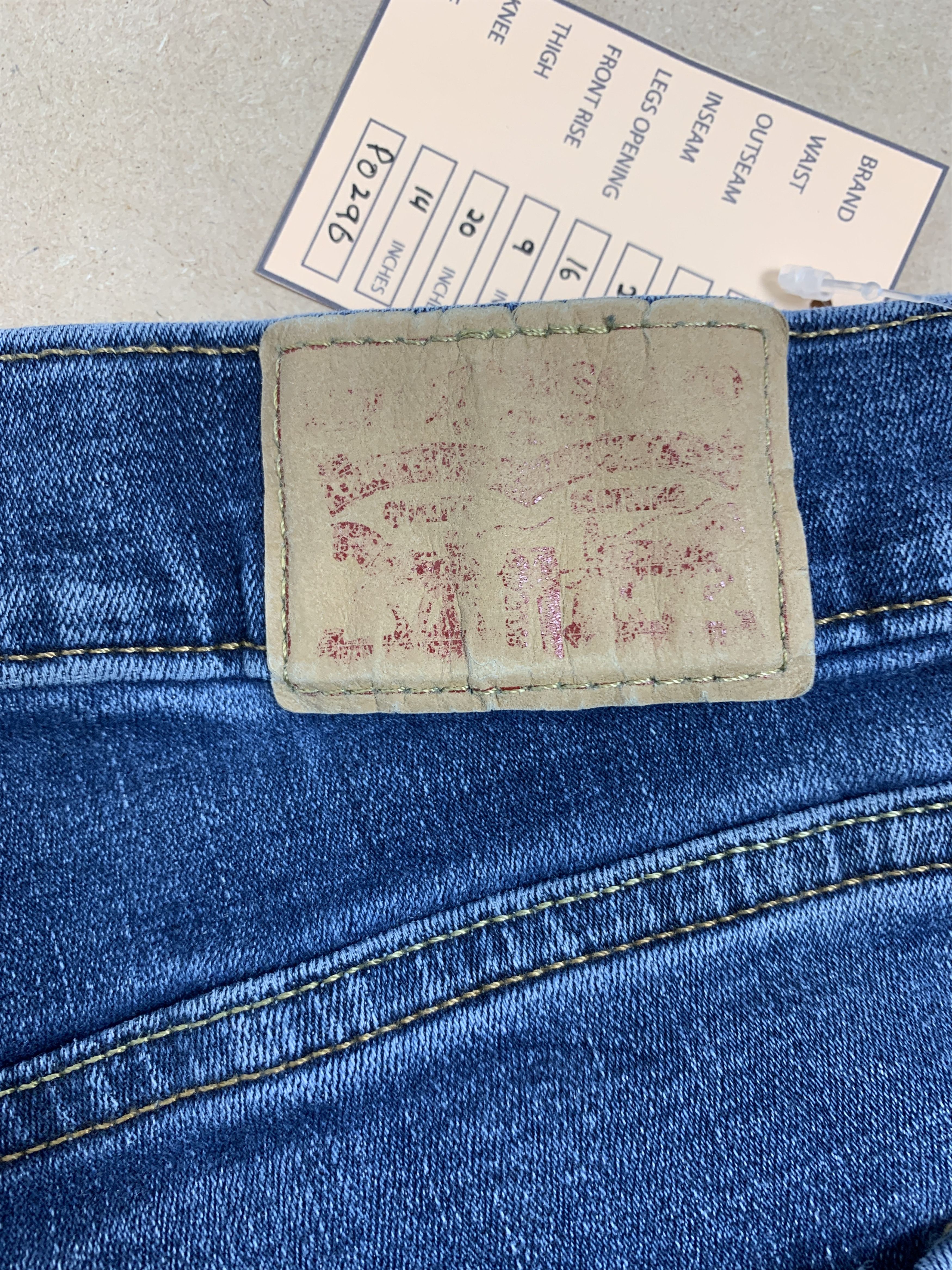 Levi's × Vintage Vintage Levis Women Flared Distressed Boot Cut Jeans P0296 Size 26" / US 2 / IT 38 - 9 Thumbnail