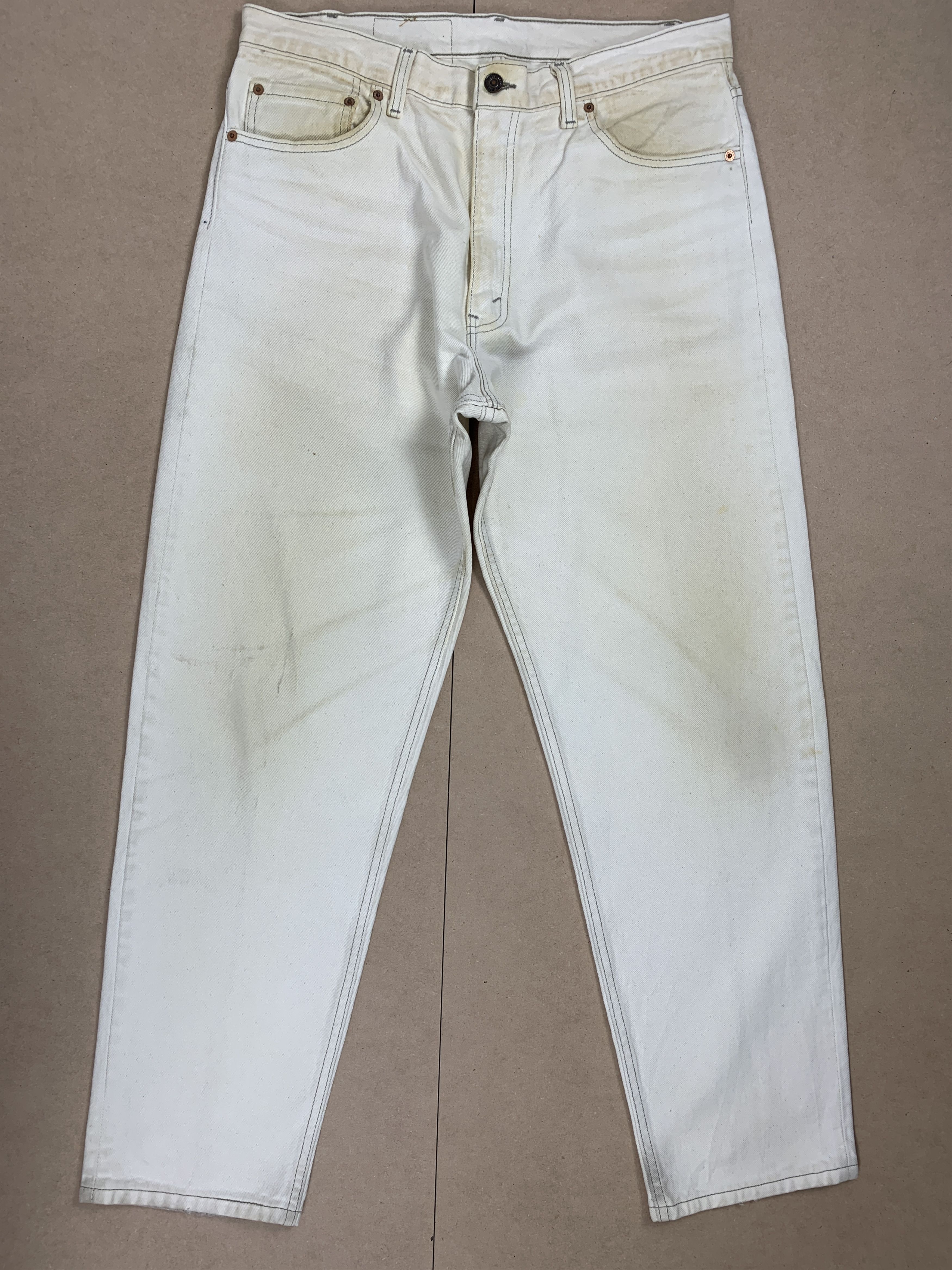 Levi's Vintage Levis 550 Faded Light Wash Jeans Size US 36 / EU 52 - 1 Thumbnail