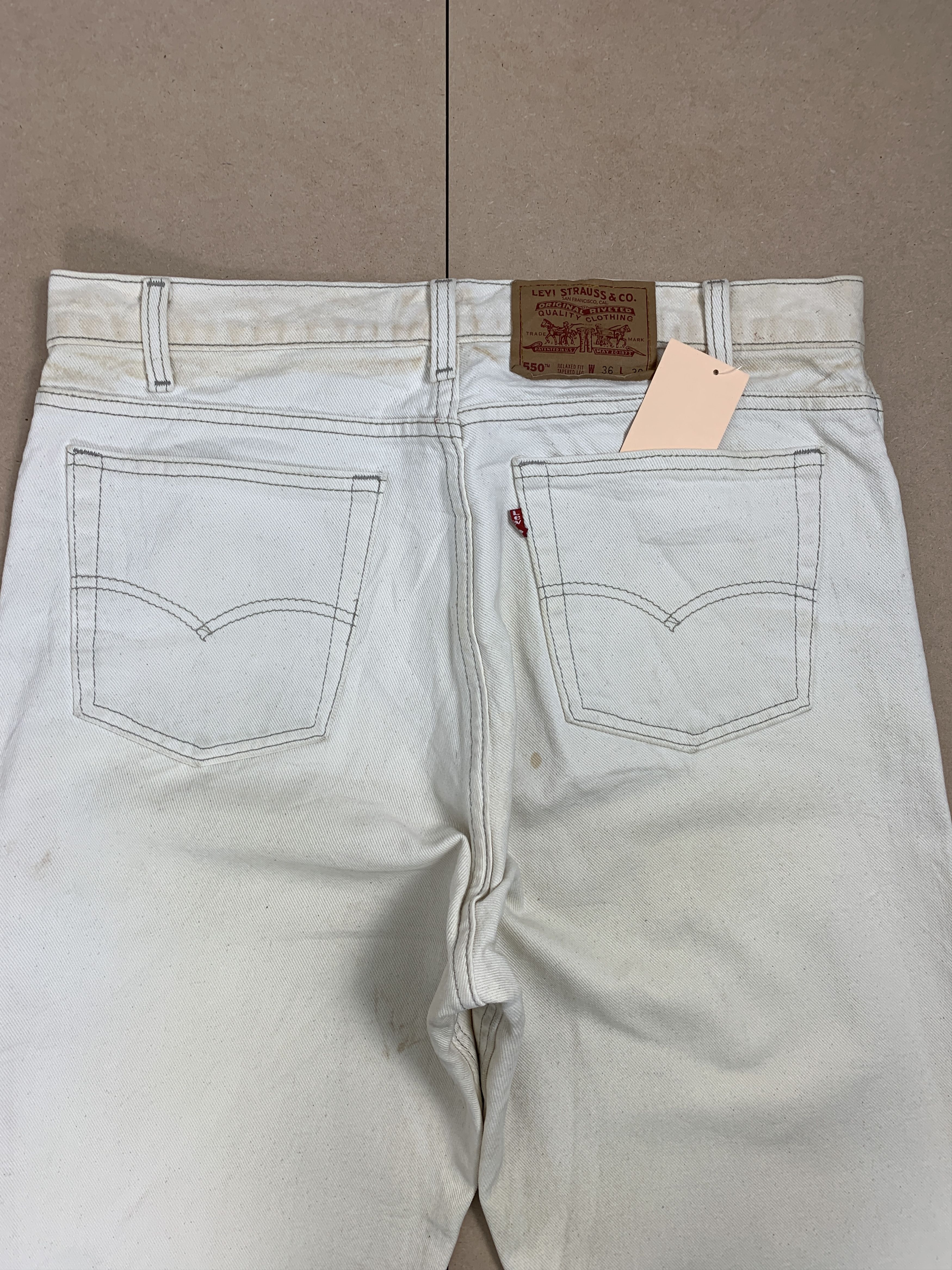 Levi's Vintage Levis 550 Faded Light Wash Jeans Size US 36 / EU 52 - 8 Thumbnail