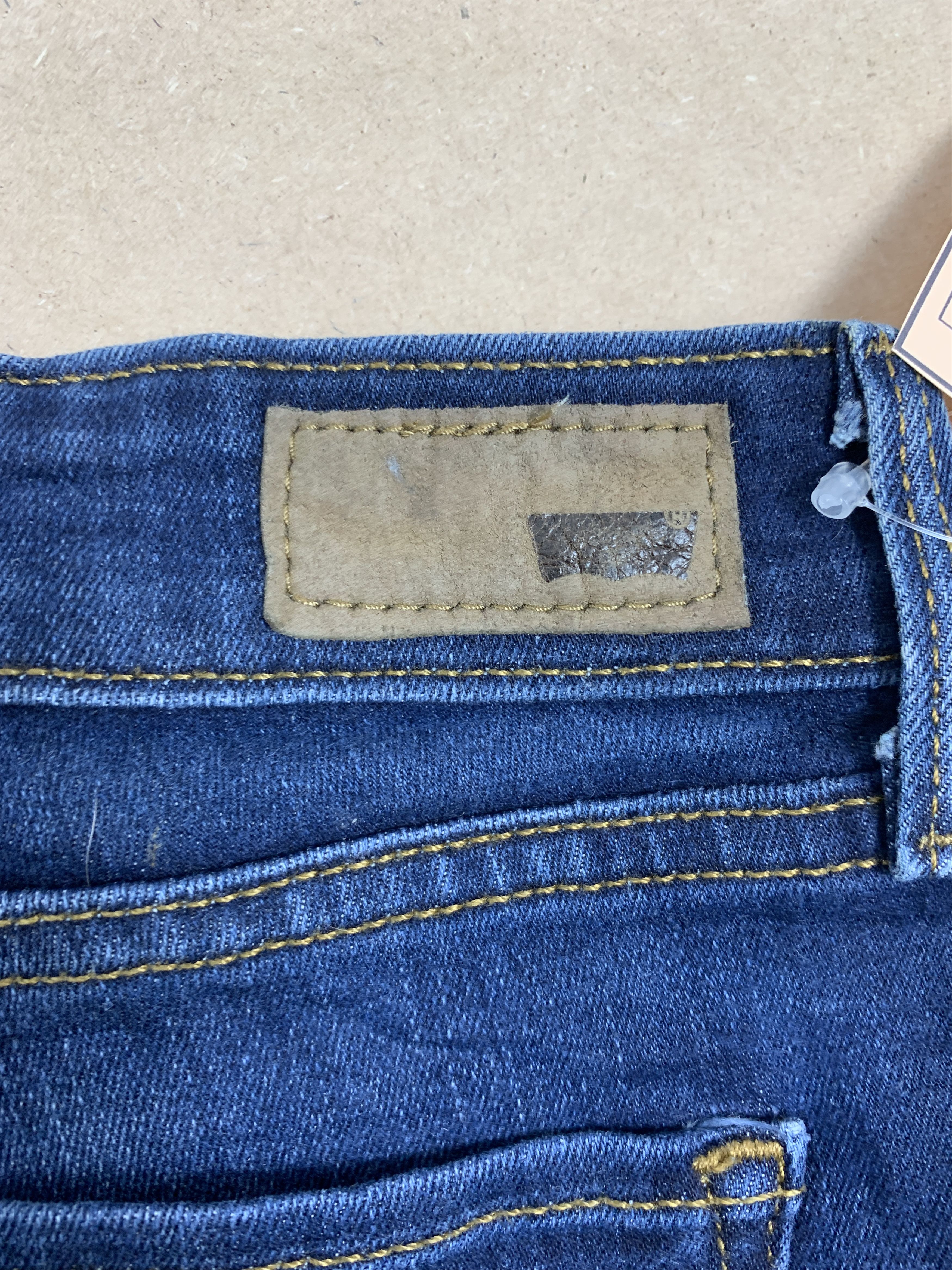 Levi's Vintage Levis Flared Boot Cut Faded Blue Jeans P0298 Size 30" / US 8 / IT 44 - 9 Thumbnail