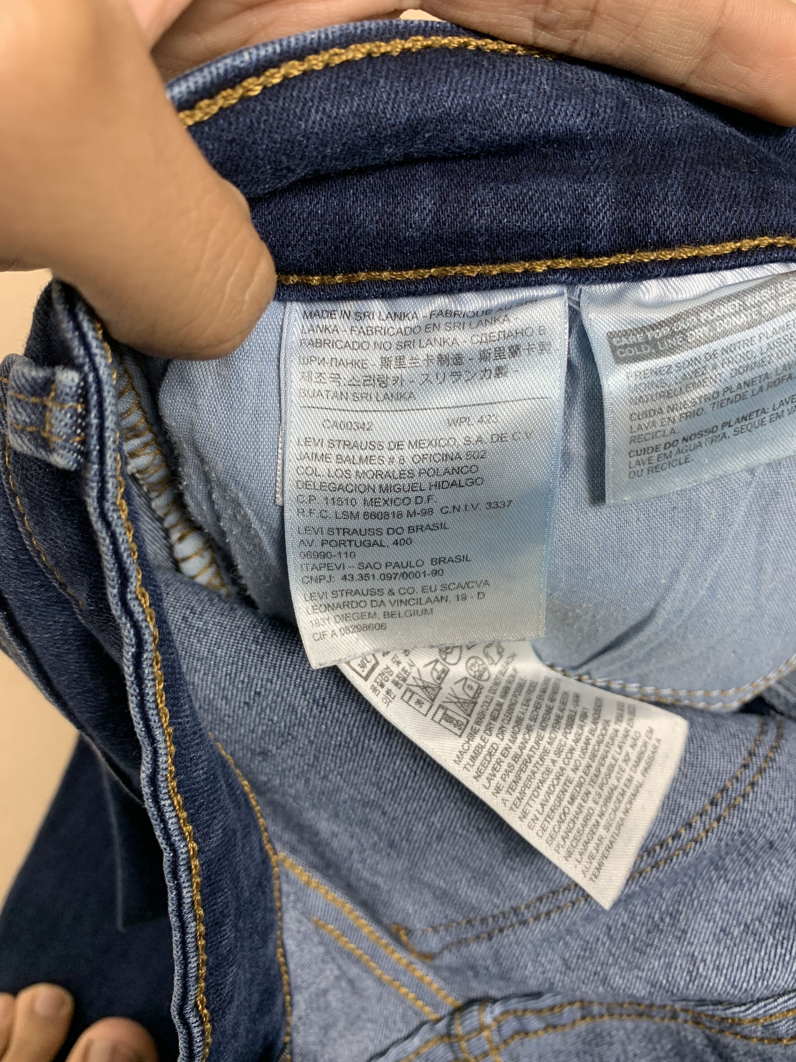 Levi's Vintage Levis Flared Boot Cut Faded Blue Jeans P0298 Size 30" / US 8 / IT 44 - 12 Thumbnail