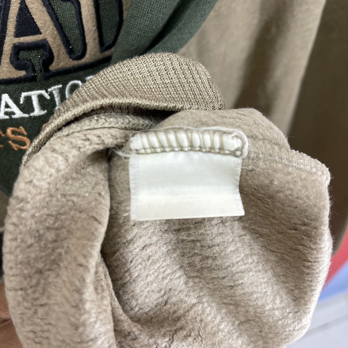 Japanese Brand DS TRAD INTERNATIONAL Crew Neck Sweatshirt #069-104 Size US M / EU 48-50 / 2 - 8 Thumbnail