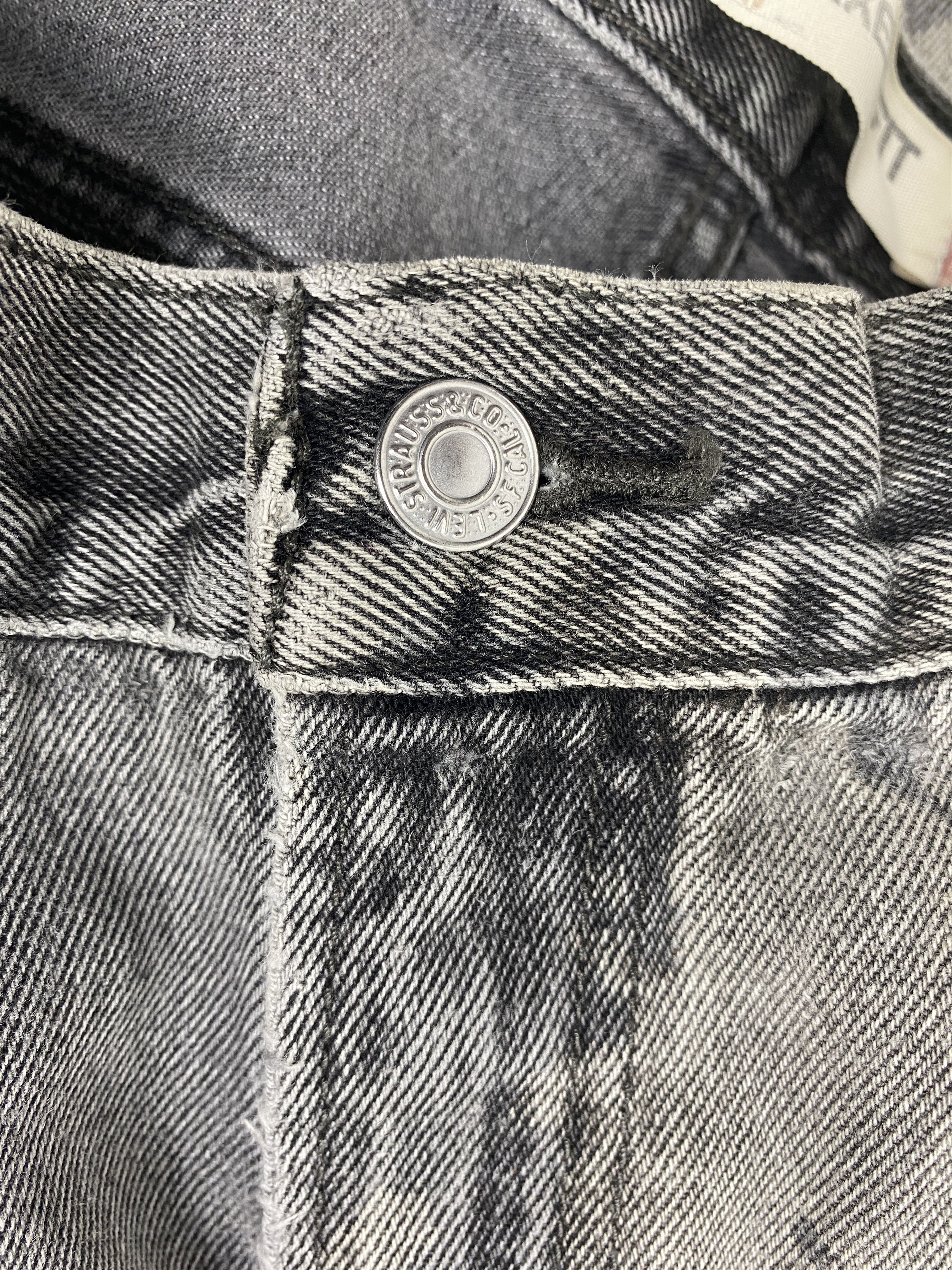 Levi's × Vintage Vintage Levis 550 Distressed Faded Straight Cut Black Jeans Size US 43 - 13 Thumbnail