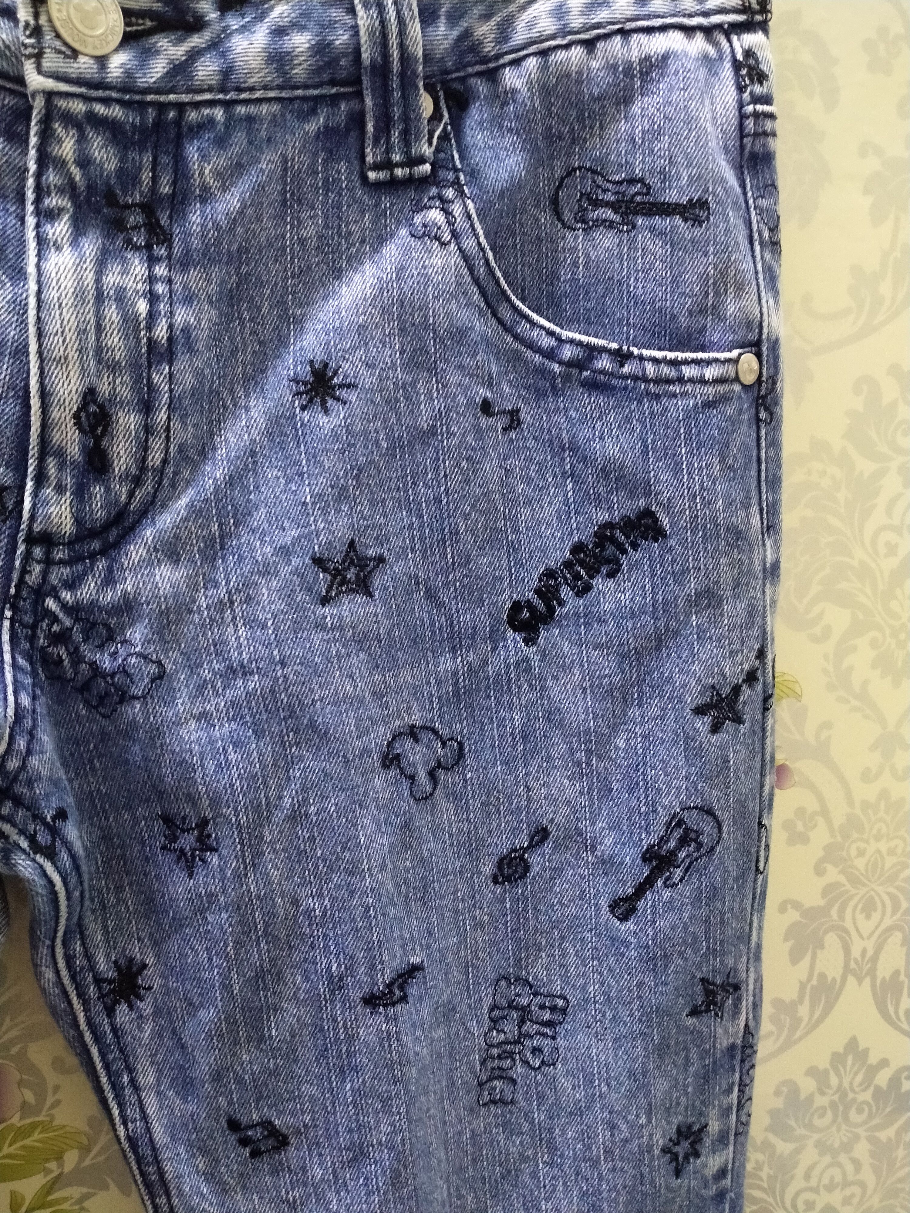 Disney × Hysteric Glamour × Japanese Brand DISNEY JEANS FULLPREME EMBROIDERED MULTI LOGO Size US 35 - 7 Thumbnail