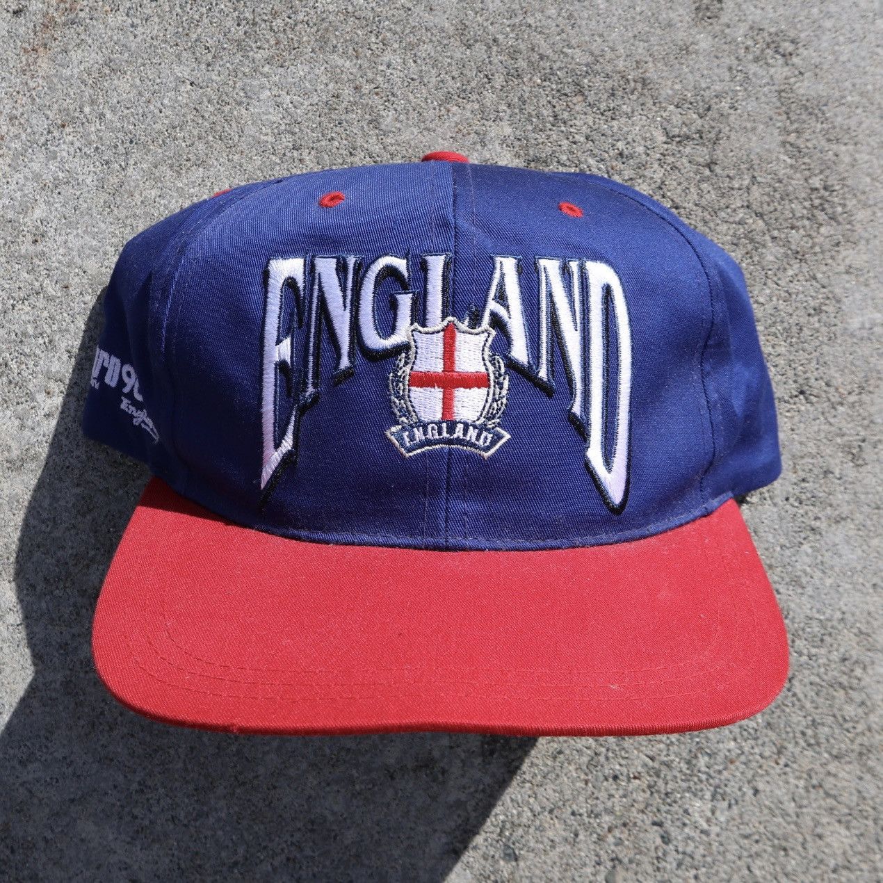 Nutmeg × Vintage 1996 England UEFA football championship SnapBack Size ONE SIZE - 1 Thumbnail