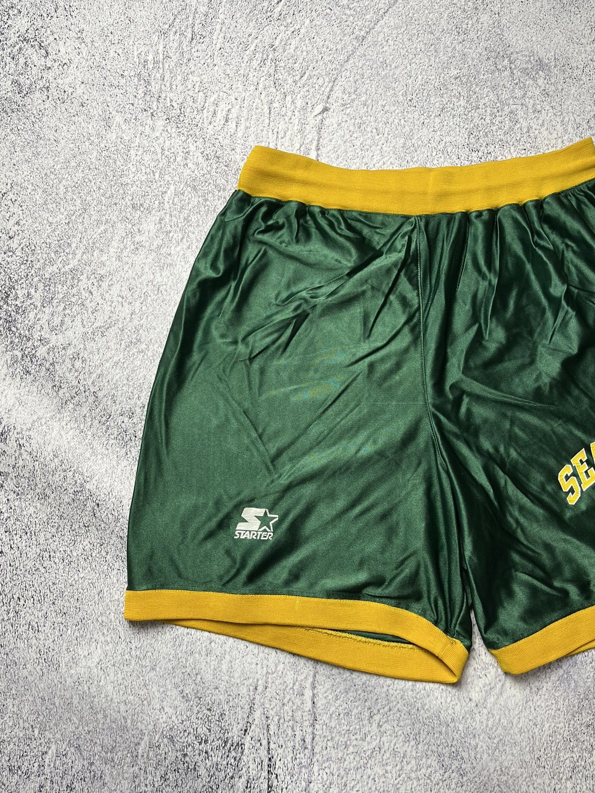 Starter Vintage Starter Seattle shorts Size US 36 / EU 52 - 3 Thumbnail