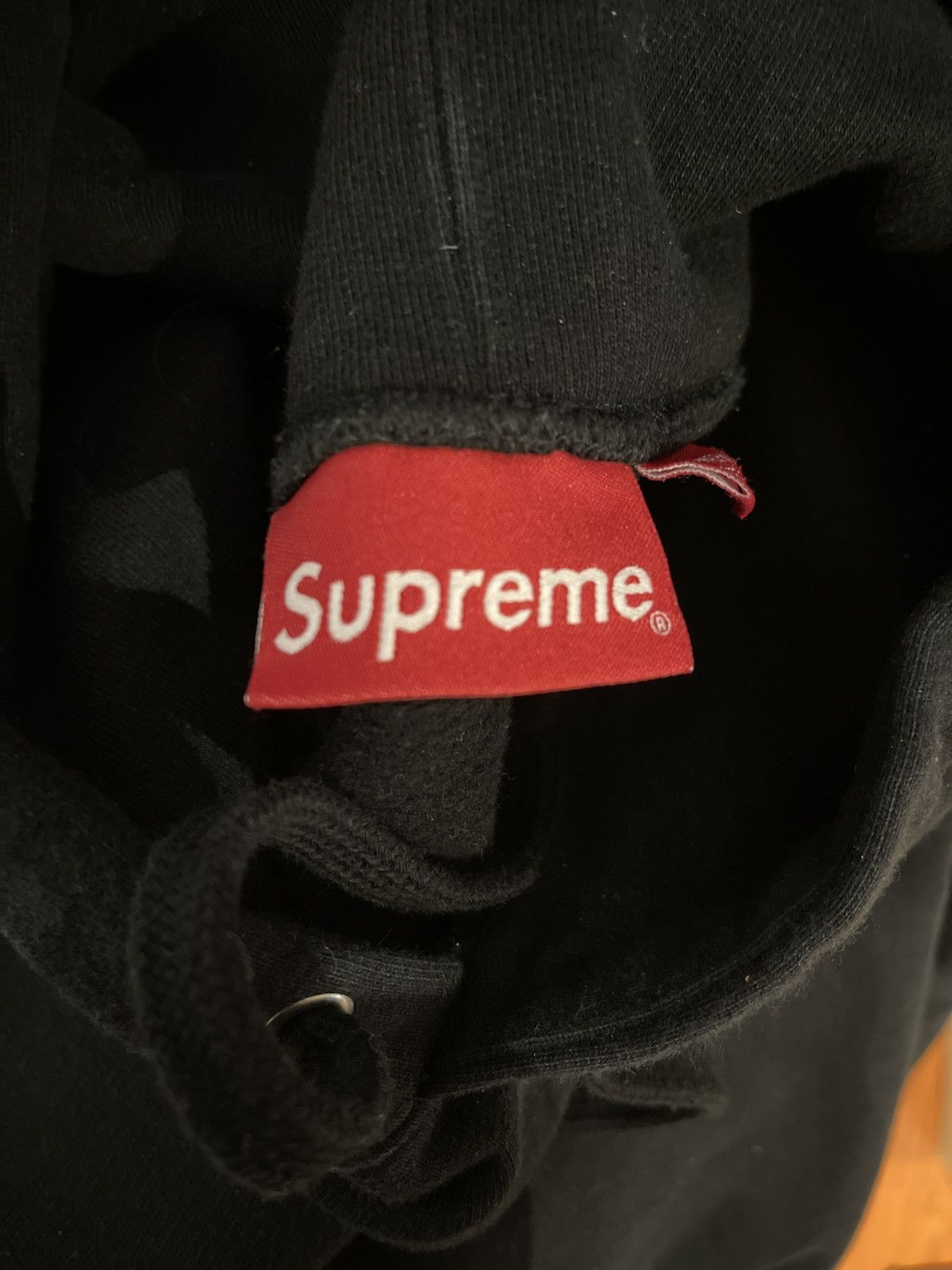 Supreme Portrait Hoodie Size US M / EU 48-50 / 2 - 3 Thumbnail