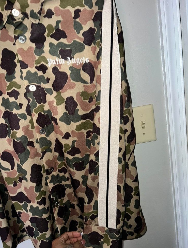Palm Angels Palm Angels Camouflage-Print Track Shirt Size US XL / EU 56 / 4 - 6 Thumbnail