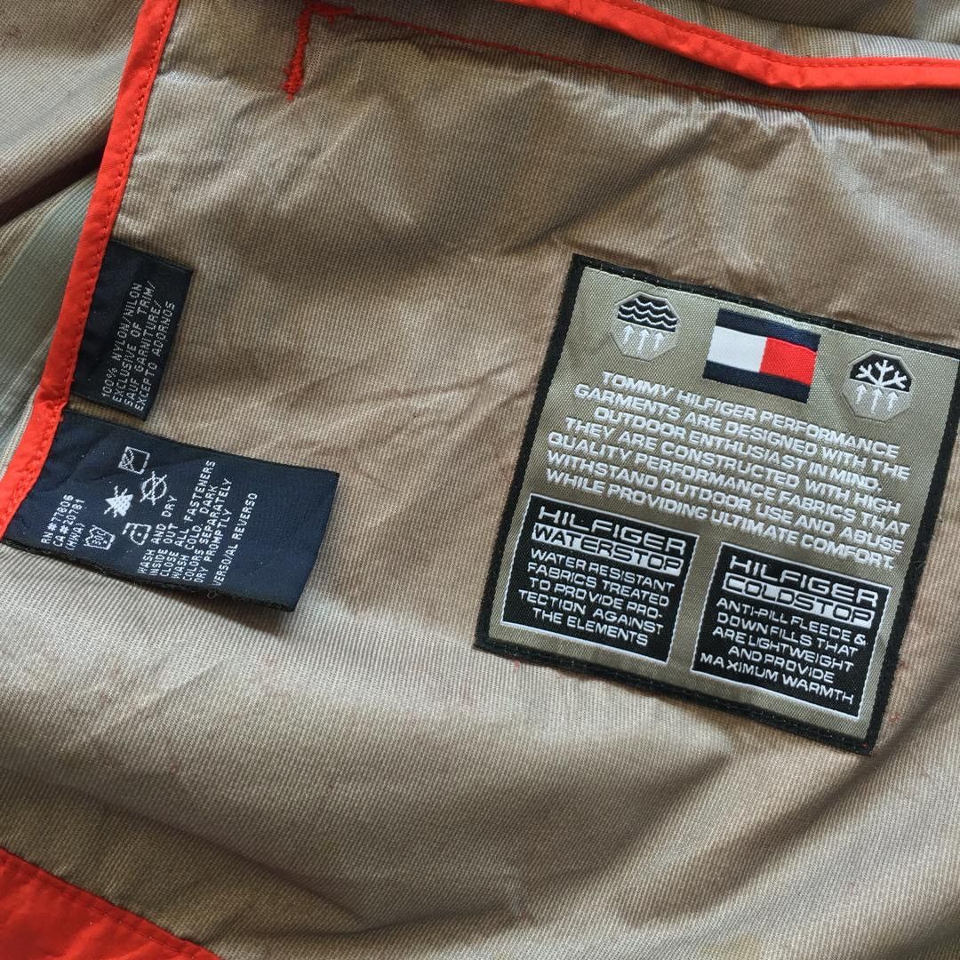 Tommy Hilfiger INSANE 🔥TWO IN ONE JACKET BY TOMMY HILFIGER Size US M / EU 48-50 / 2 - 15 Thumbnail