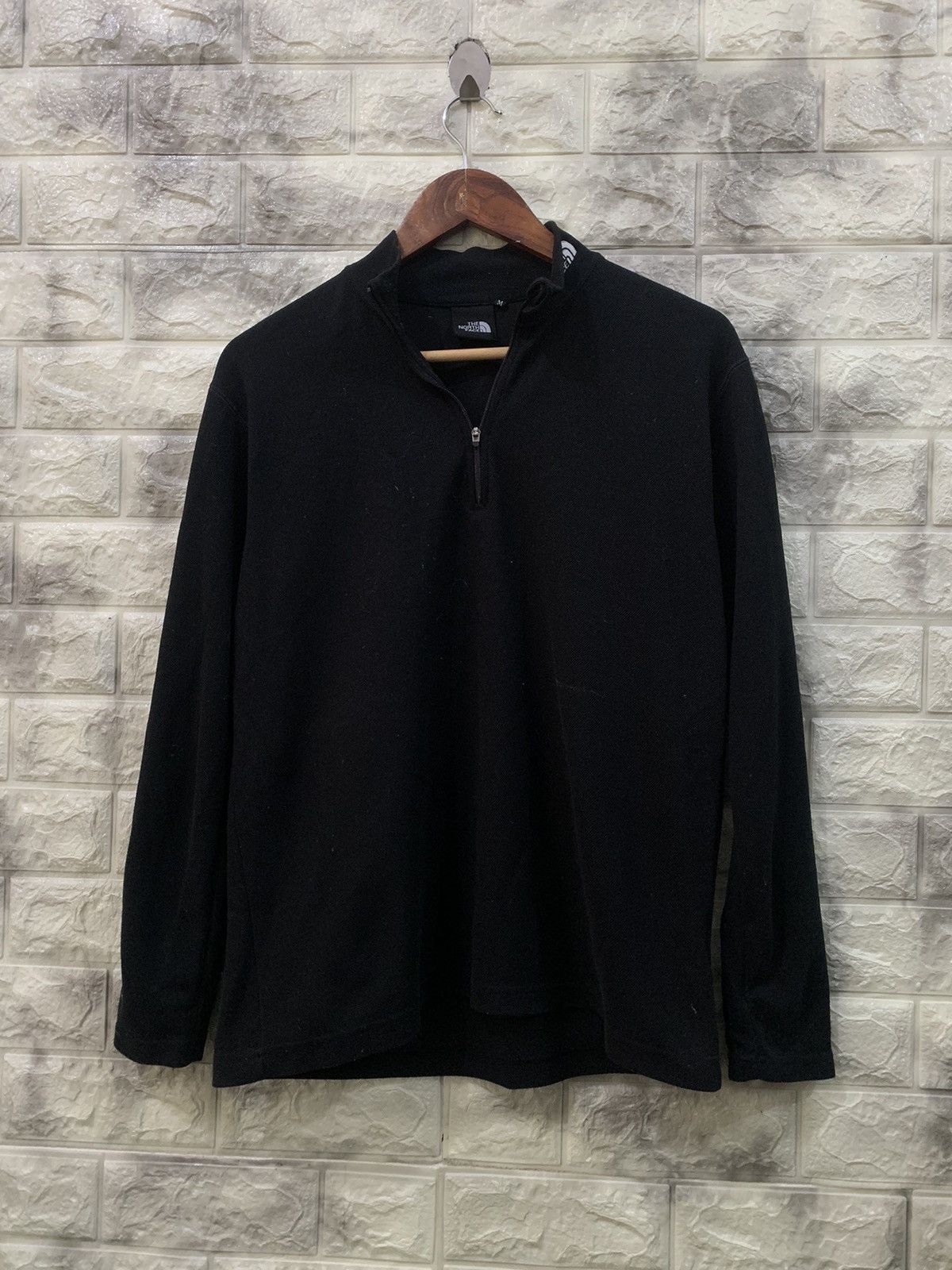 The North Face TNF Black Shirt Size US M / EU 48-50 / 2 - 1 Thumbnail